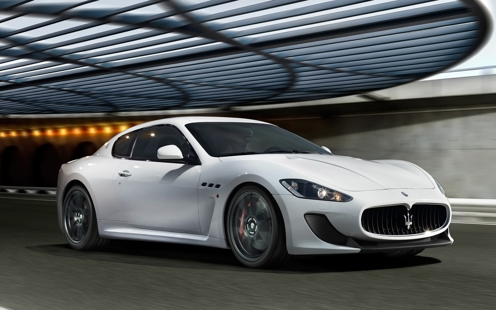 luxury, silver colored, wheel, Maserati, garage, wealth, alloy, no people, chrome, land vehicle, retro styled, motor vehicle, tire, modern, transportation, HD Wallpaper
