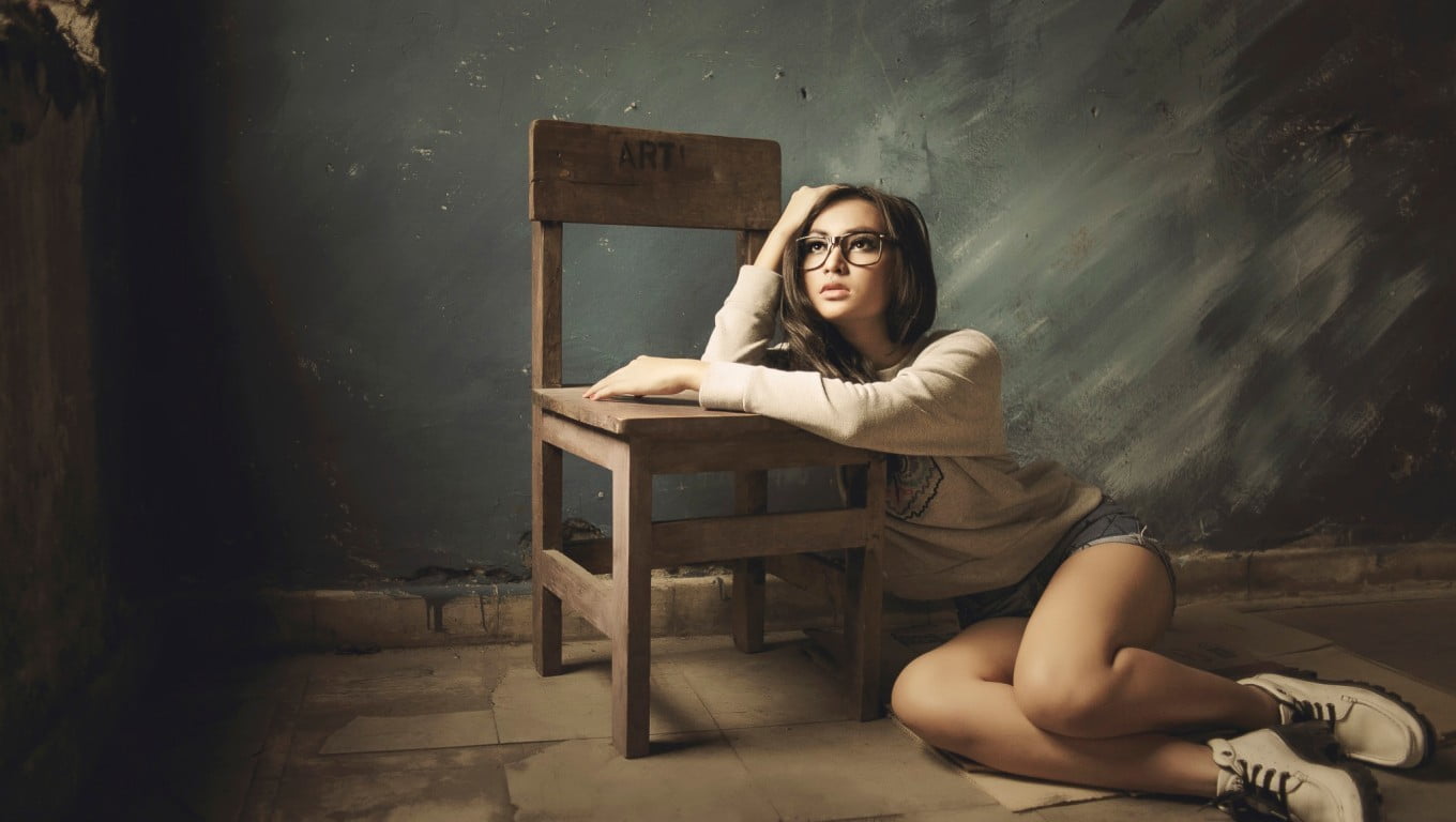 young women, women with glasses, adult, one person, wall - building feature, real people, 720P, portrait, indoors, relaxation, model, full length, beauty, HD Wallpaper