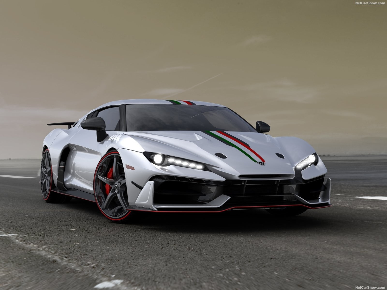 720P, no people, transportation, mode of transportation, motion, road, outdoors, sports car, Italdesign Zerouno, stationary, luxury, car, travel, racecar, HD Wallpaper