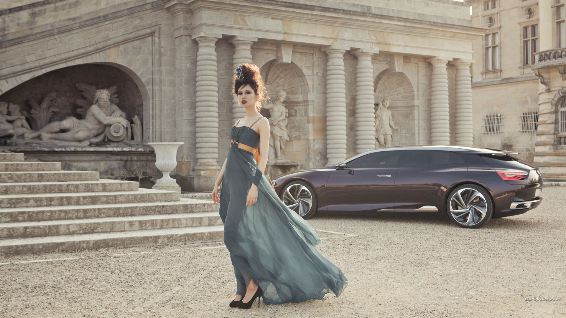Citroen Numero 9, car, architecture, beautiful woman, 1080P, full length, motor vehicle, women, side view, model, mode of transportation, fashion, day, HD Wallpaper