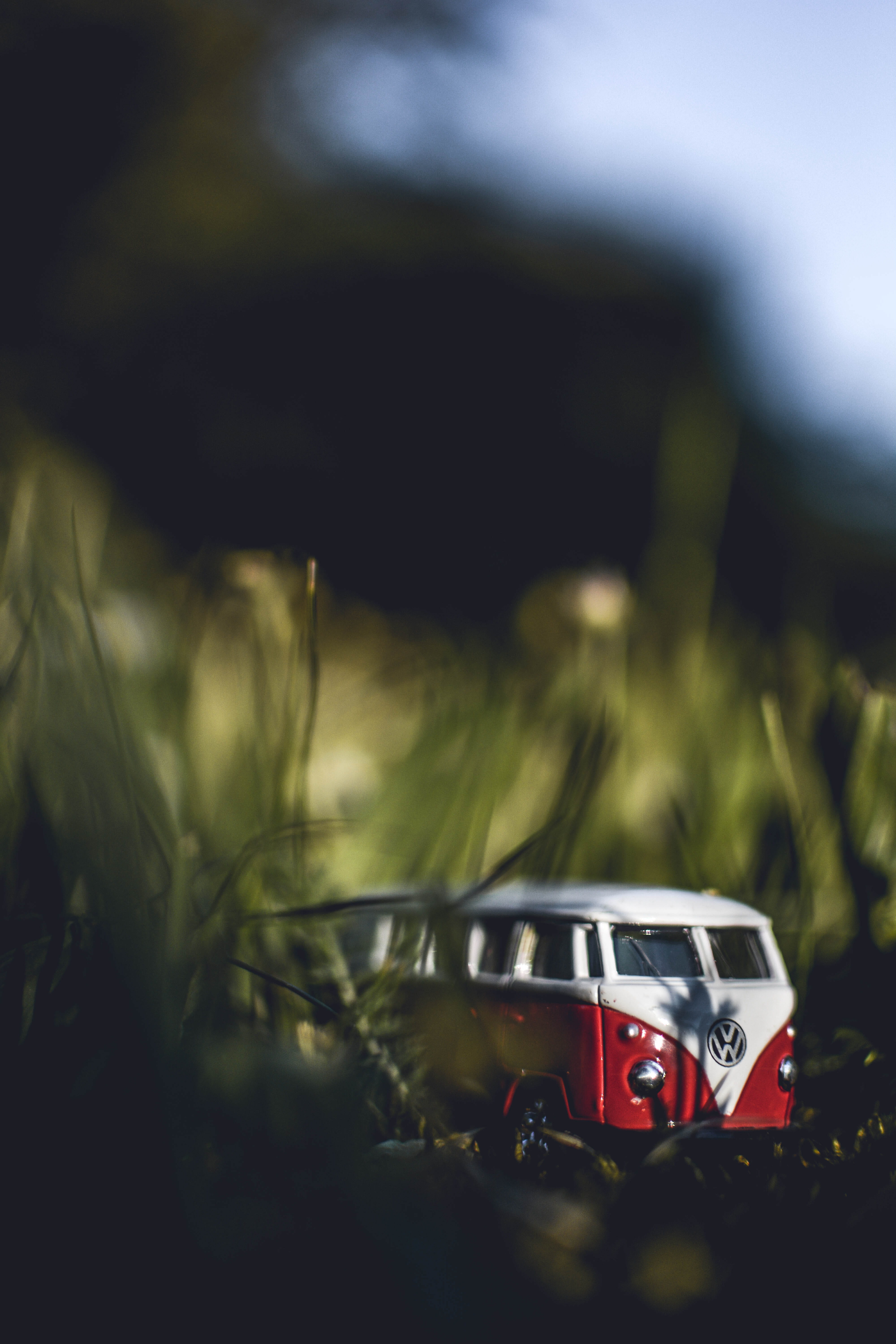 outdoors, land, transportation, scenic, landscape, nature, cast, blurred background, pattern, combi, field, white, close-up, no people, arts culture and entertainment, Phone HD Wallpaper