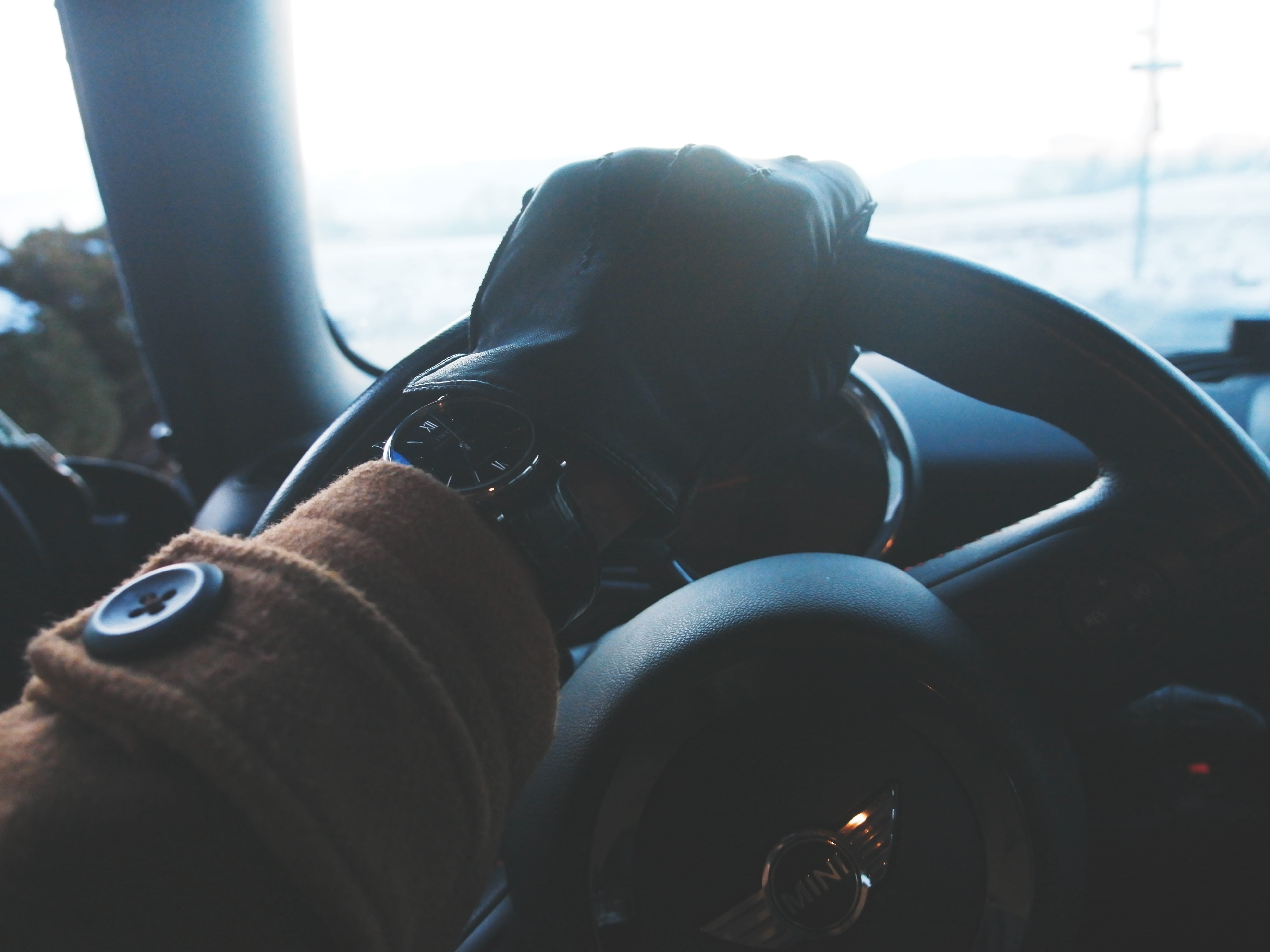 snow, background, close-up, human body part, glove, hand, iwc, pov, clock, driver, 5K, unrecognizable person, screen, motor vehicle, day, cooper, land vehicle, HD Wallpaper