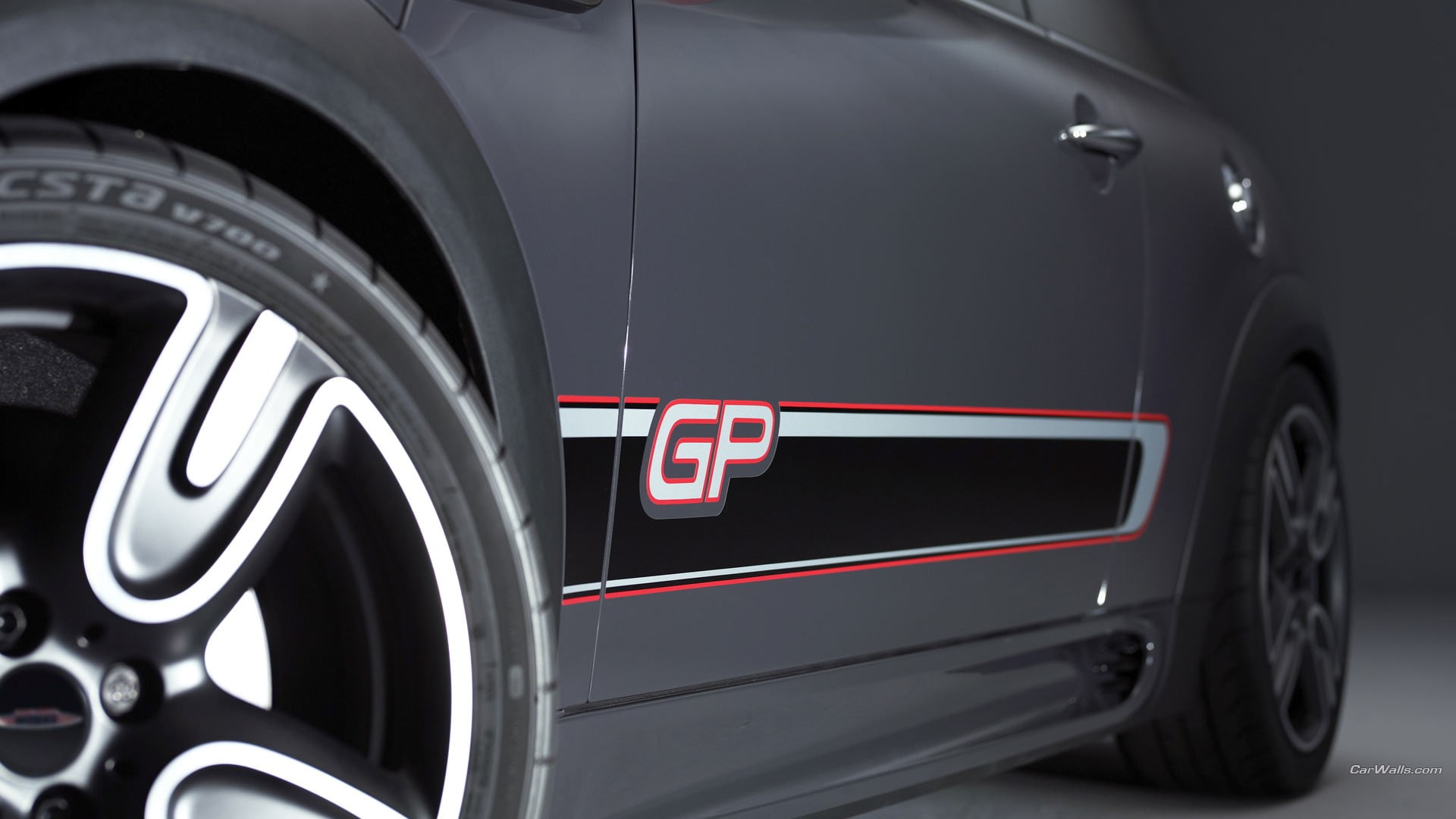 no people, road, shiny, mode of transportation, land vehicle, outdoors, close-up, chrome, tire, sign, wheel, speed, tail light, motor vehicle, motion, black color, HD Wallpaper