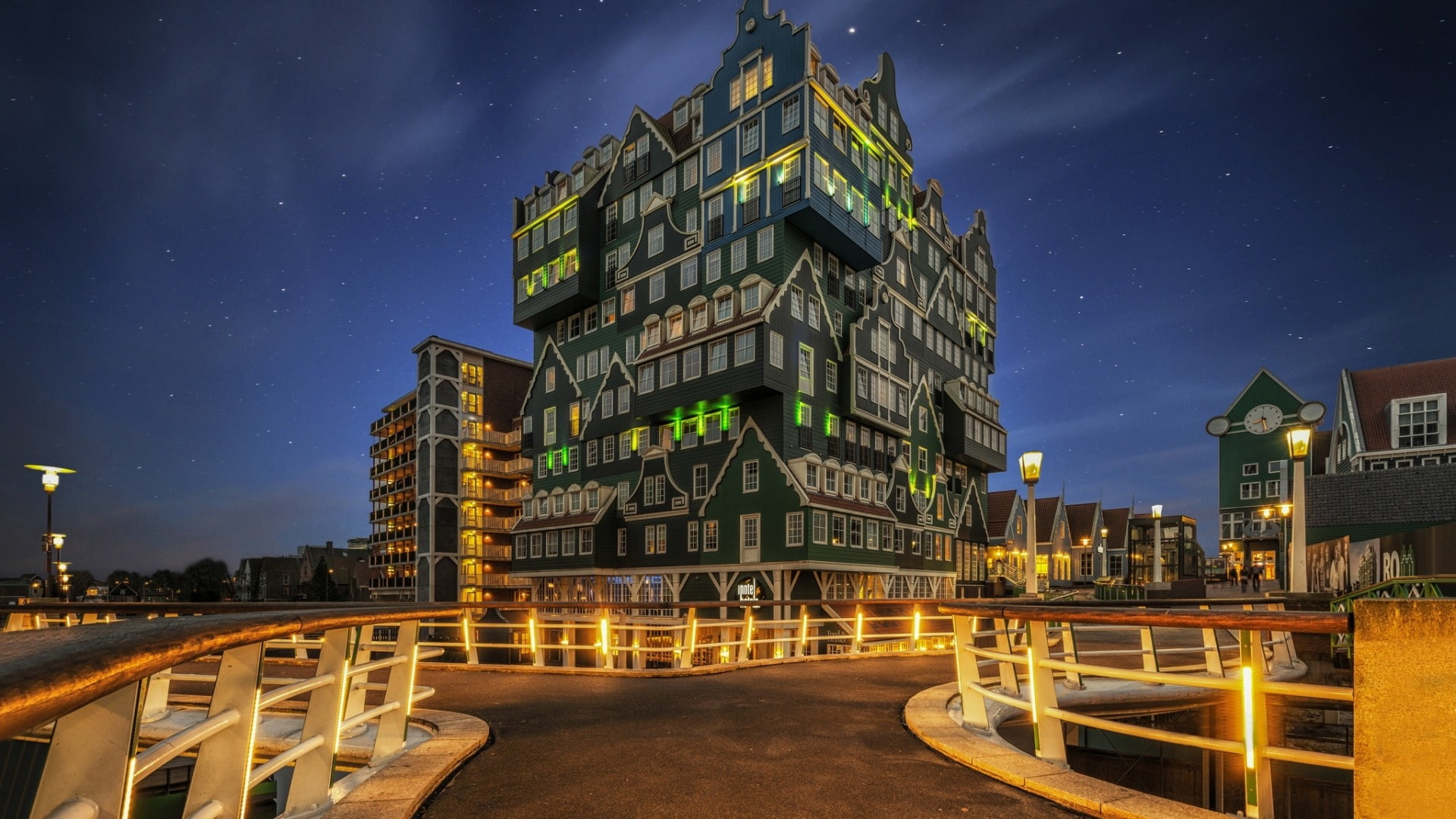 landmark, inntel, sky, space and astronomy, building exterior, illuminated, modern, city, no people, galaxy, europe, 1080P, dusk, urban area, metropolis, HD Wallpaper