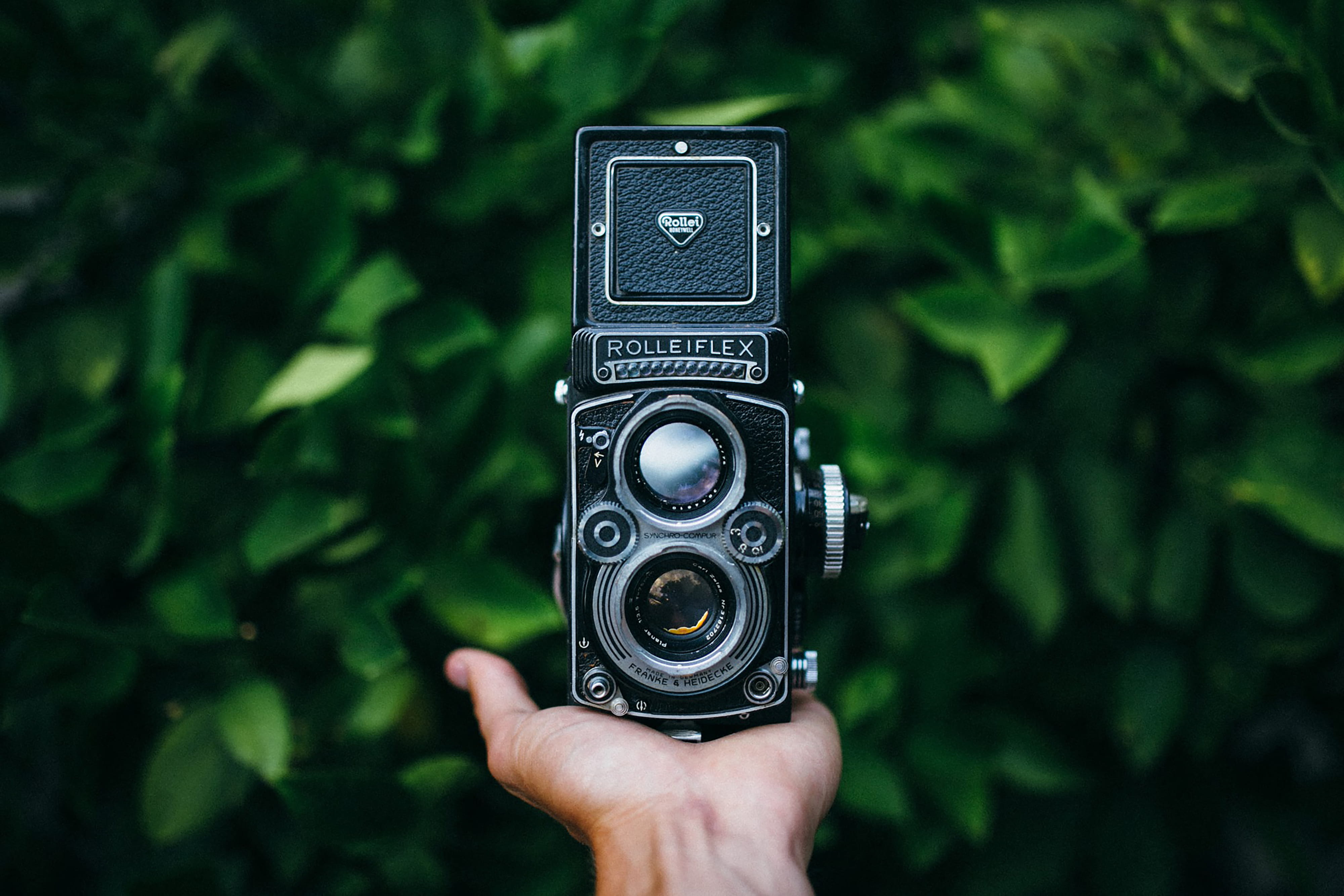 rolleflex, old-fashioned, photographer, twin lens reflex, ansel adam, men, rolleiflex, photography, green, photographing, tlr, camera - Photographic Equipment, HD Wallpaper