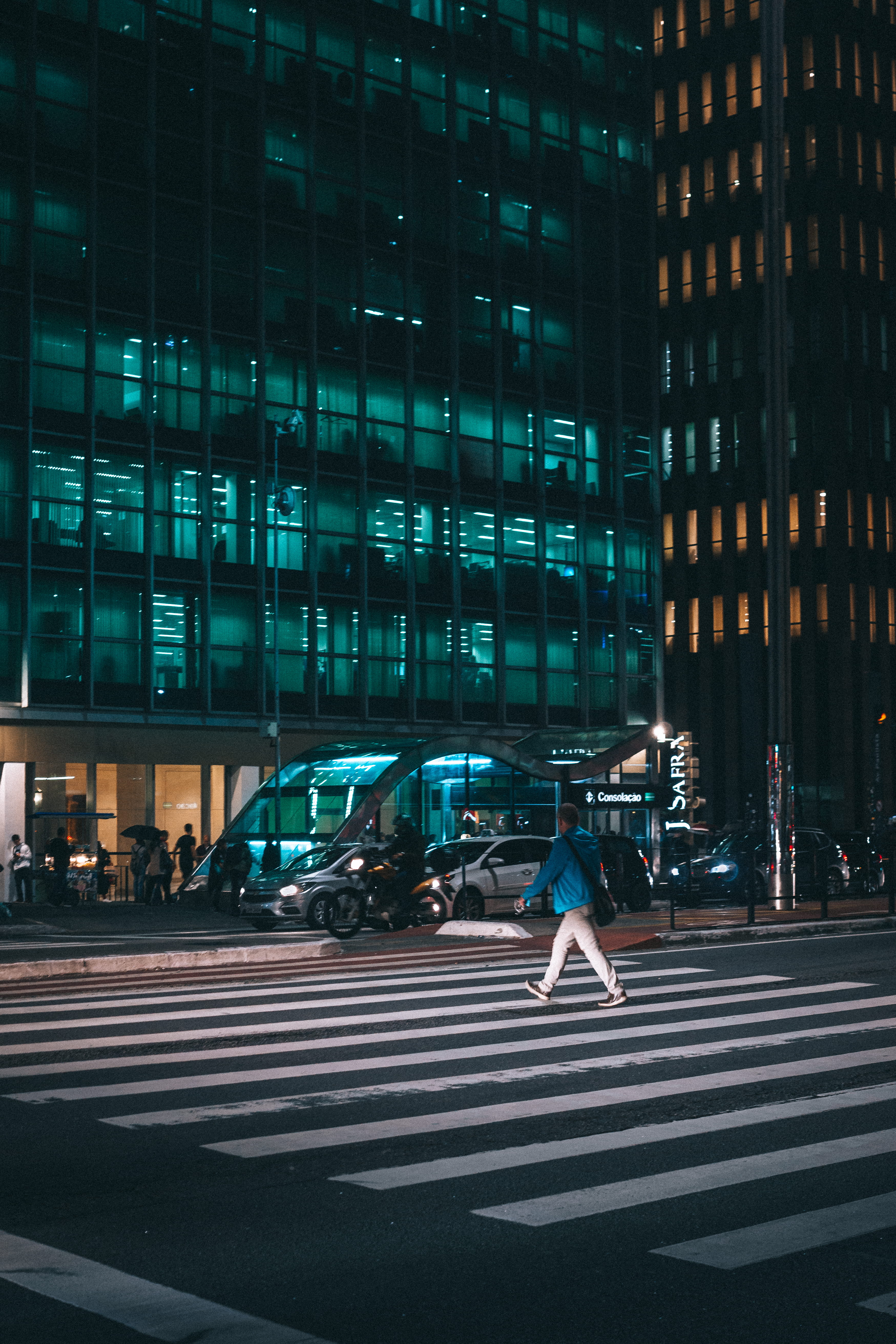 car lights, night lights, office building exterior, urban, evening, pedestrian crossing, urban scene, business, night, walking, night city, transportation, Phone HD Wallpaper