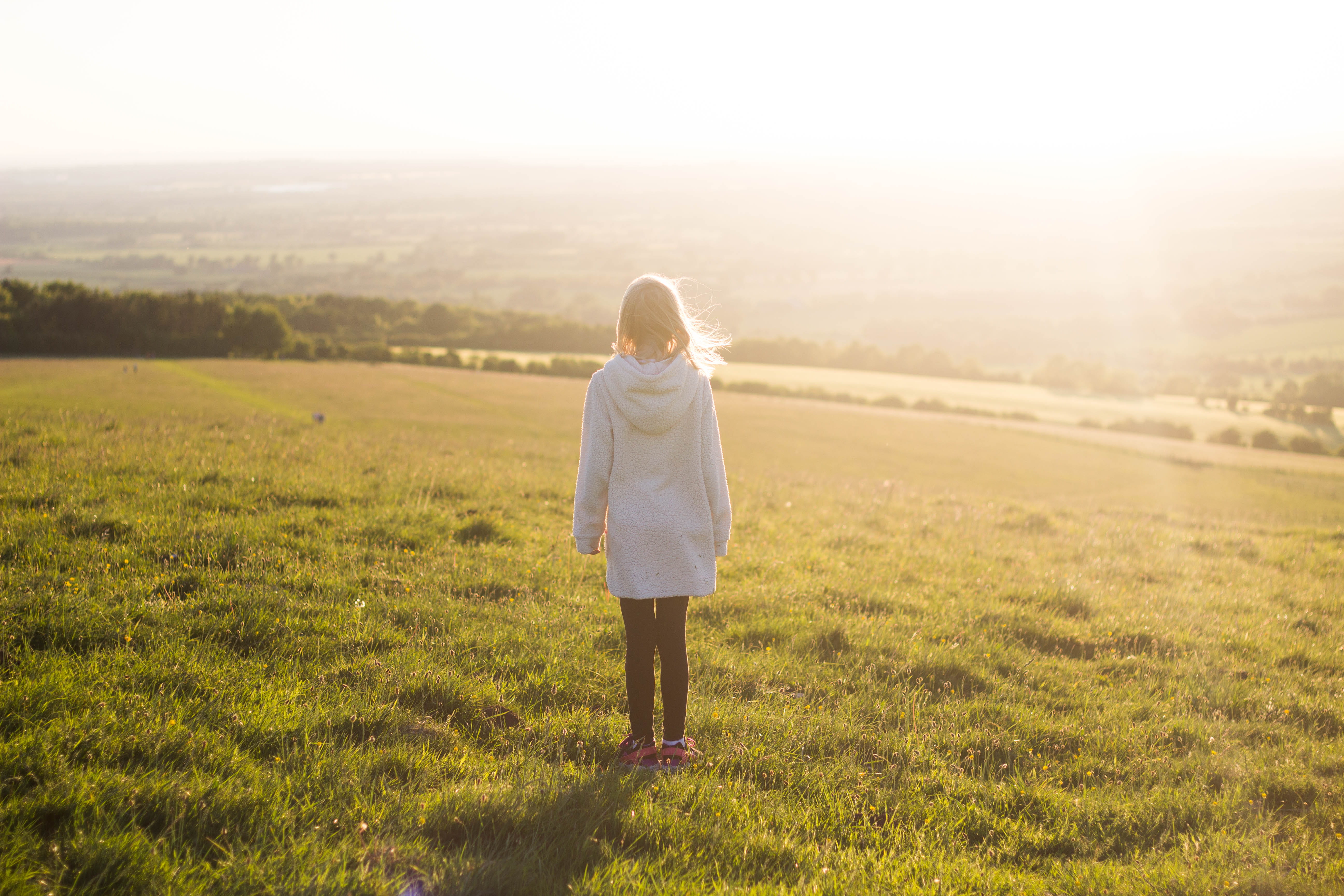 green, landscape, sky, people, young adult, happiness, sunset, cheerful, sunlight, females, leisure activity, field, fields, hairstyle, land, kid, woman, HD Wallpaper