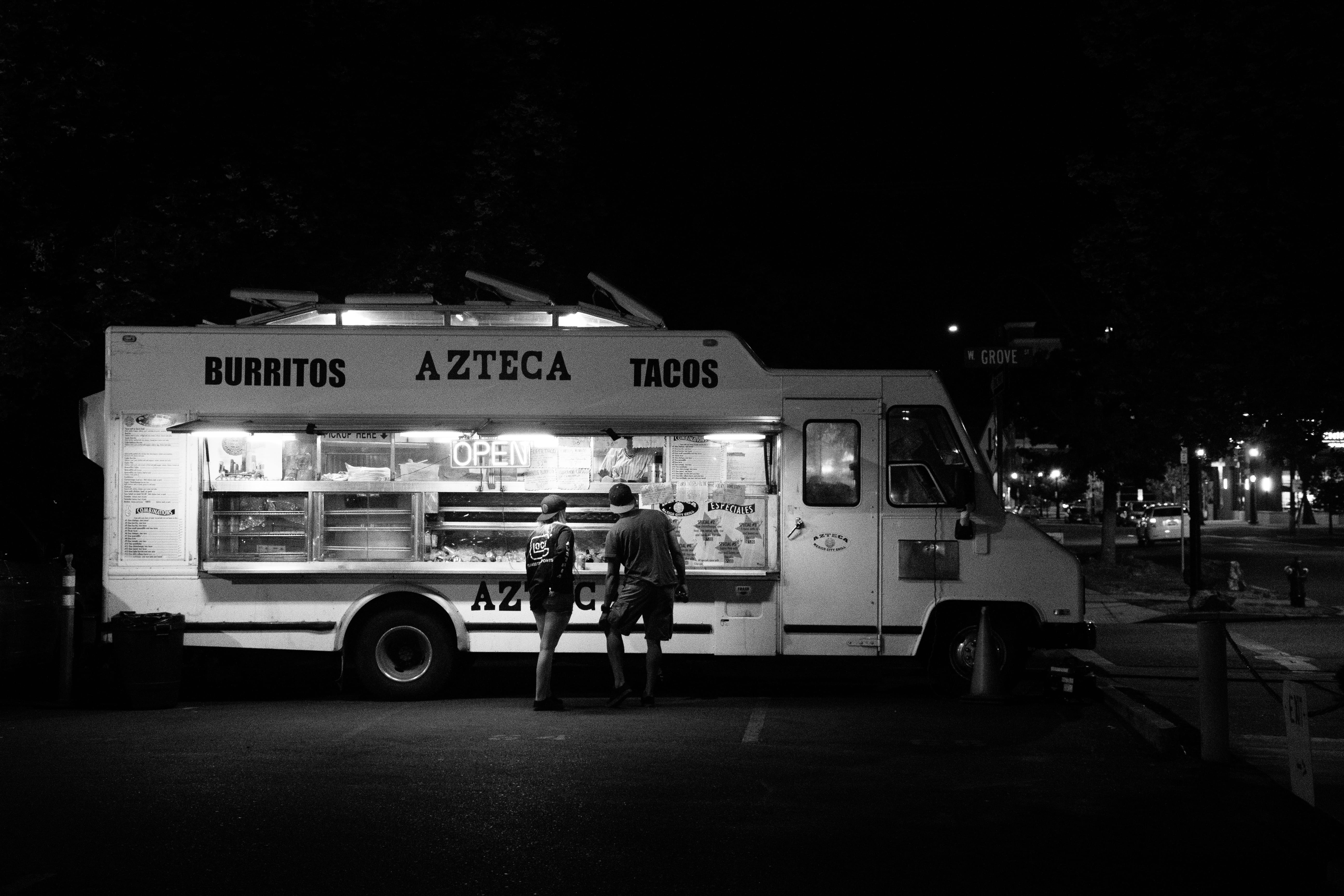 standing, adult, outdoors, buying, bus, women, street, full length, white, group of people, 5K, road, food and drink, men, truck, night, black-and-white, HD Wallpaper