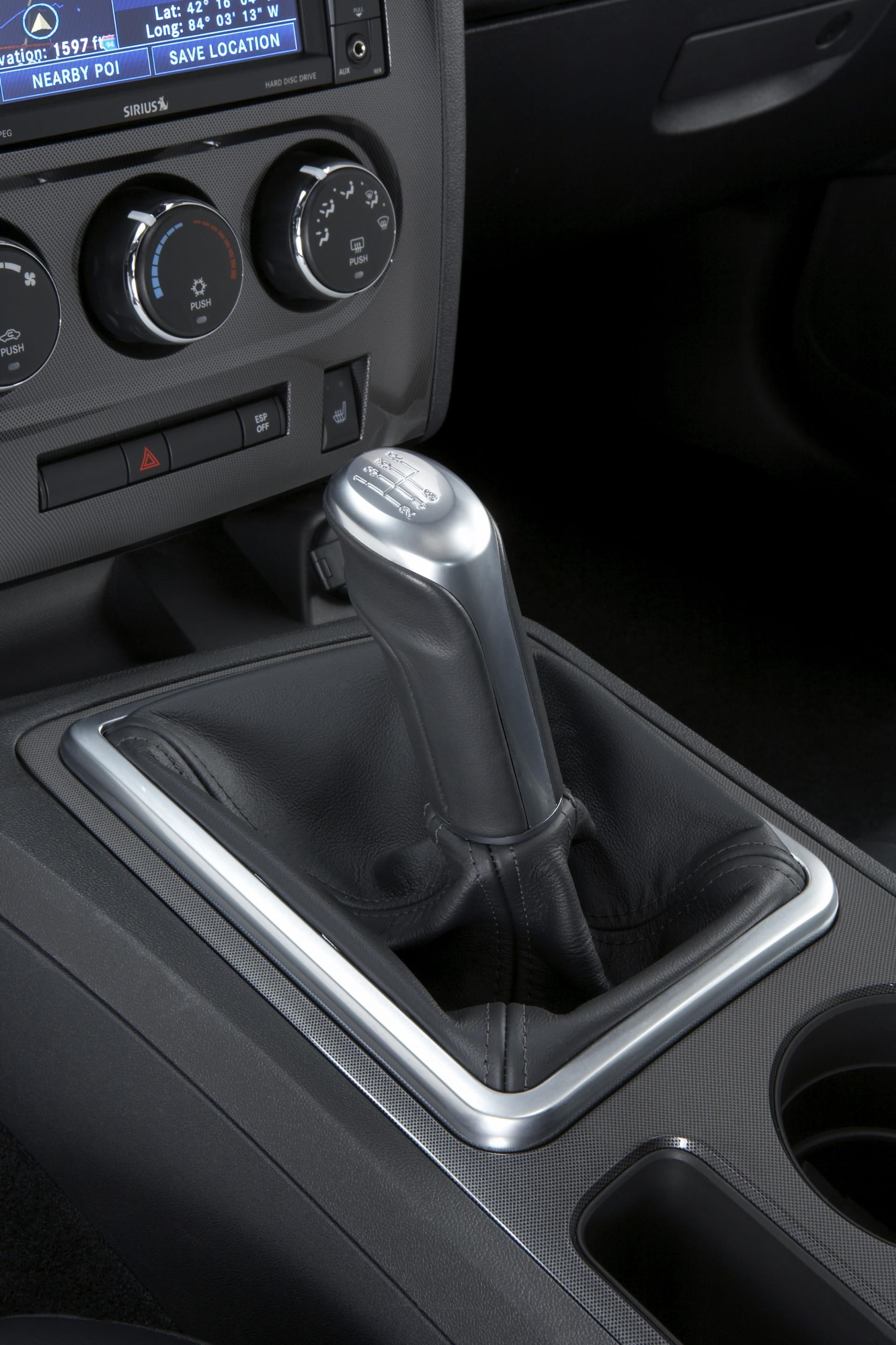 shaker, challenger, 2K, rt, dodge, car, Phone HD Wallpaper