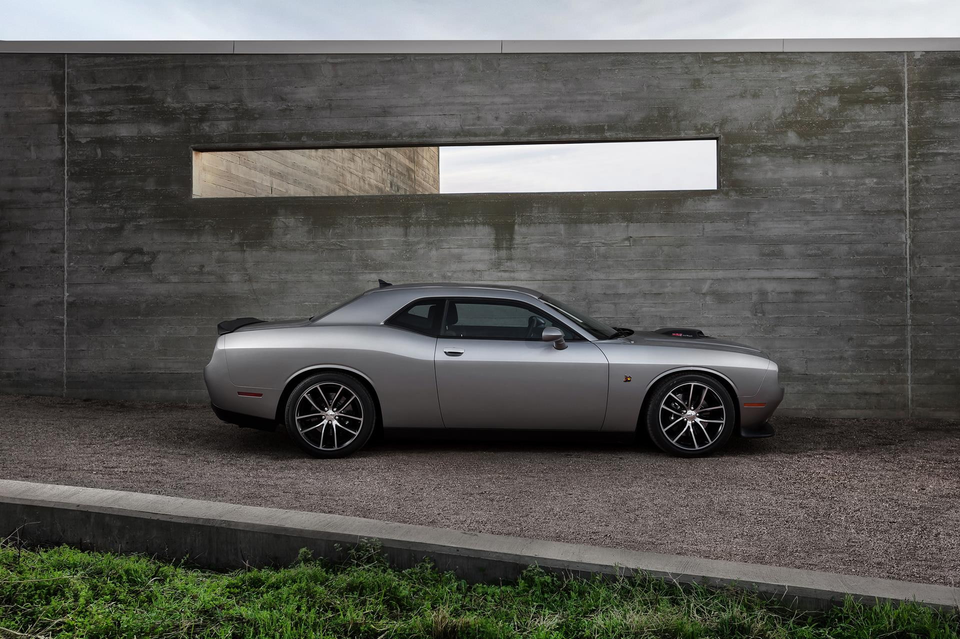 speed, digital composite, silver colored, challenger, land vehicle, day, wheel, city, dodge, garage, transportation, parking lot, motor vehicle, architecture, HD Wallpaper