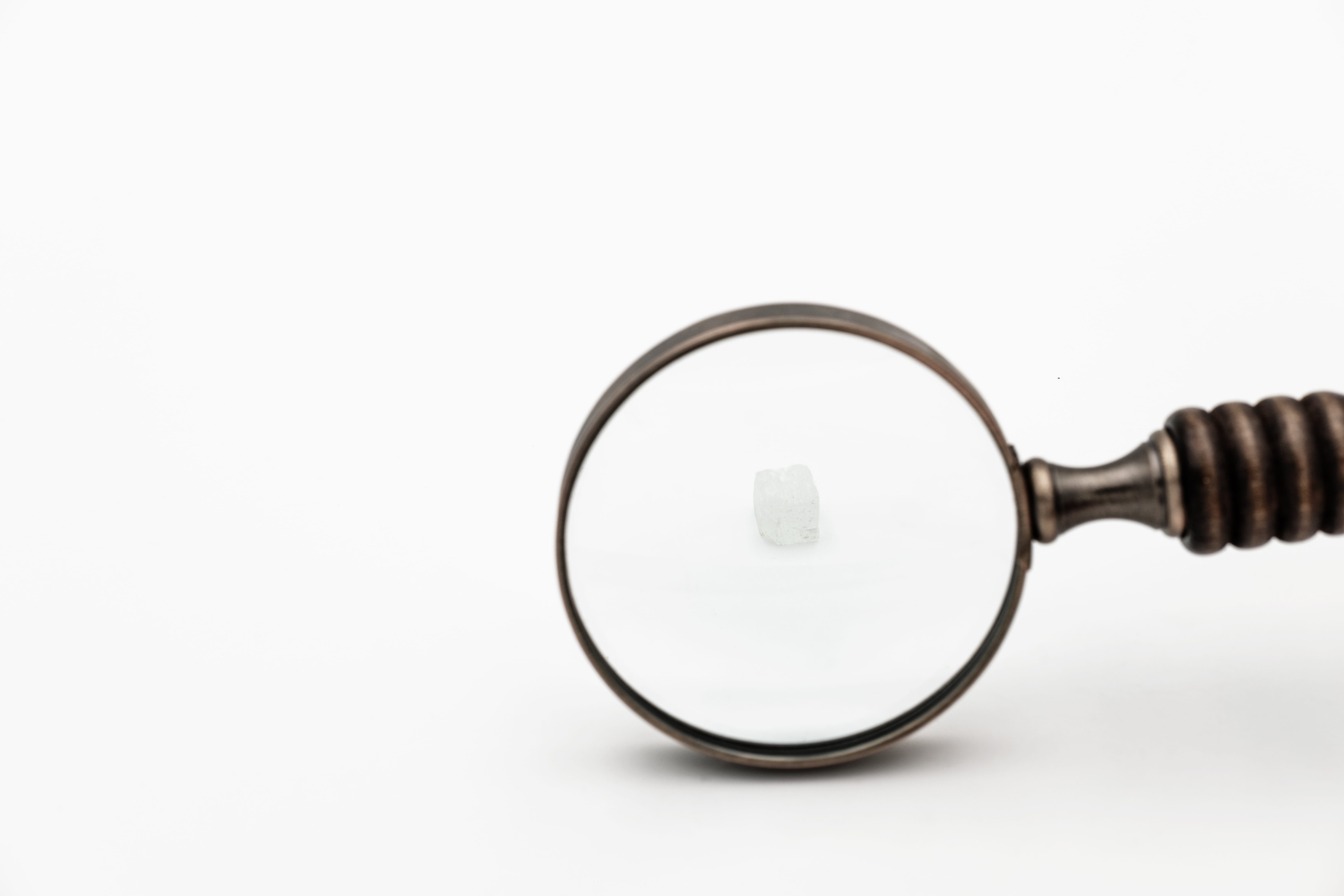 little, single object, retro, indoors, black color, increase, cable, eyesight, economical, to find, still life, see, medical instrument, technology, zoom, HD Wallpaper