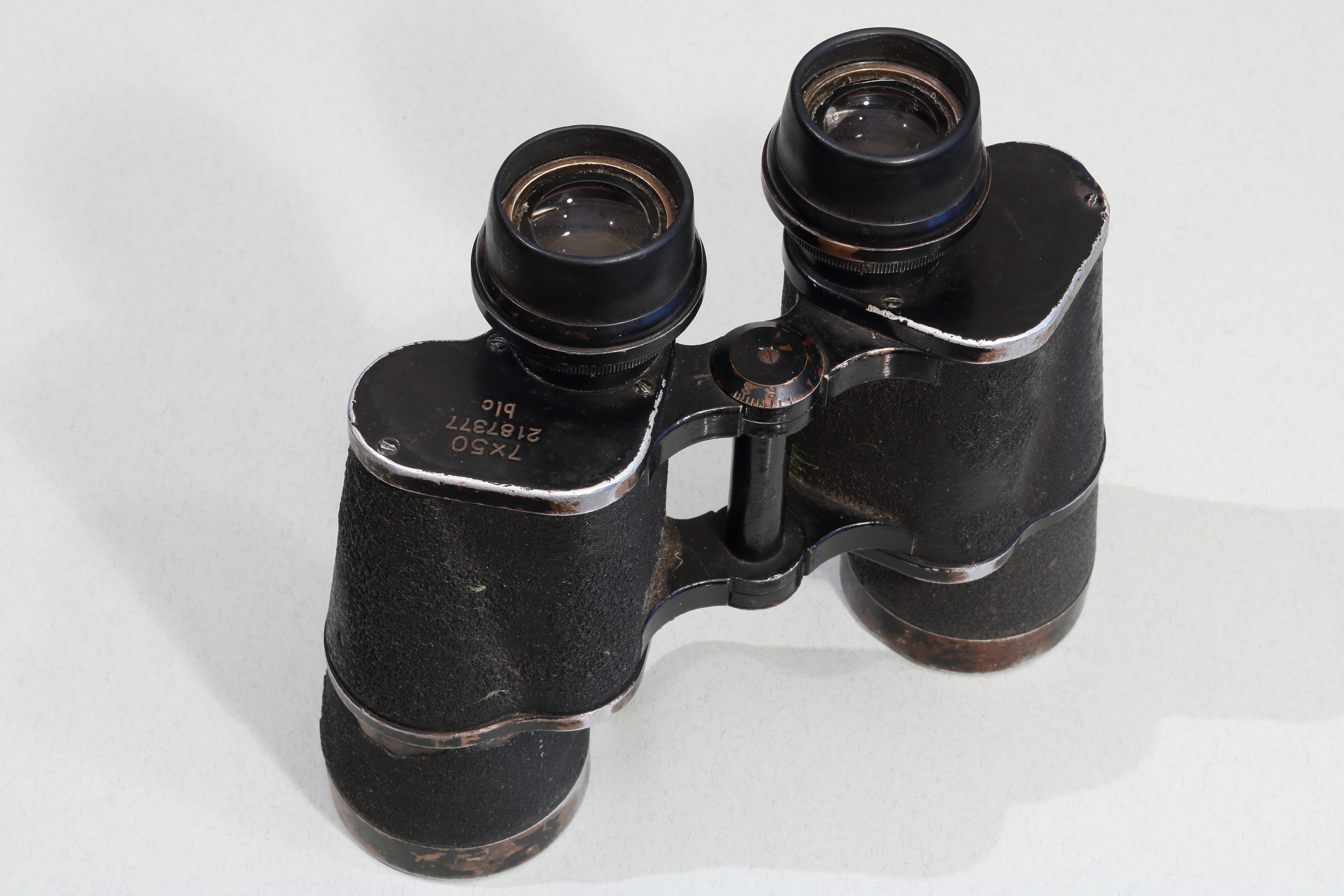 for sale, optical, high angle view, old, environment, 5K, no people, optics, zeiss, binoculars, scrutiny, black color, retro, indoors, nature, shadow, HD Wallpaper