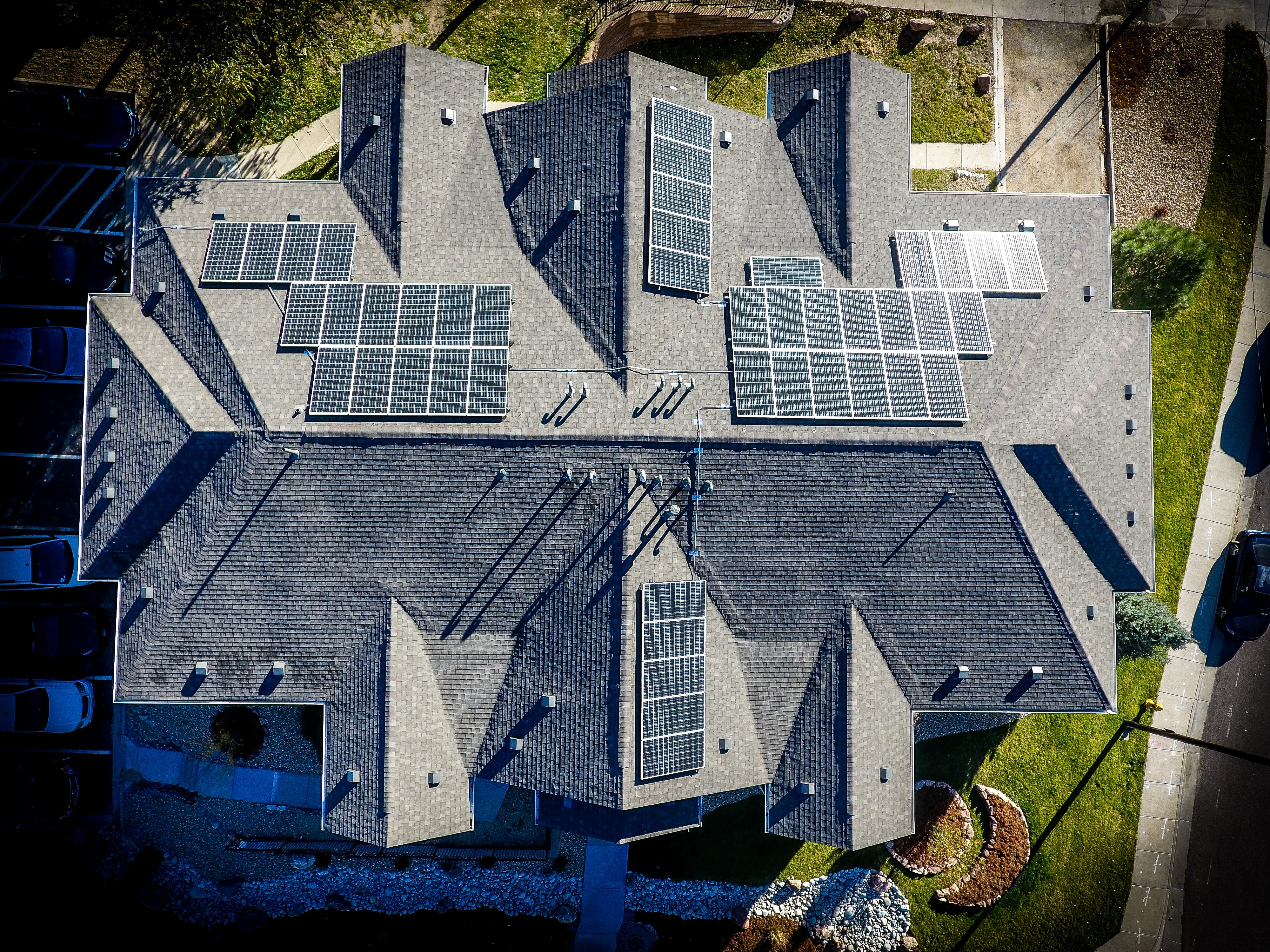 building, residential district, sustainable, clean, high angle view, ecology, electric, renewable, city, roof, no people, solar, power, energy, top, technology, HD Wallpaper