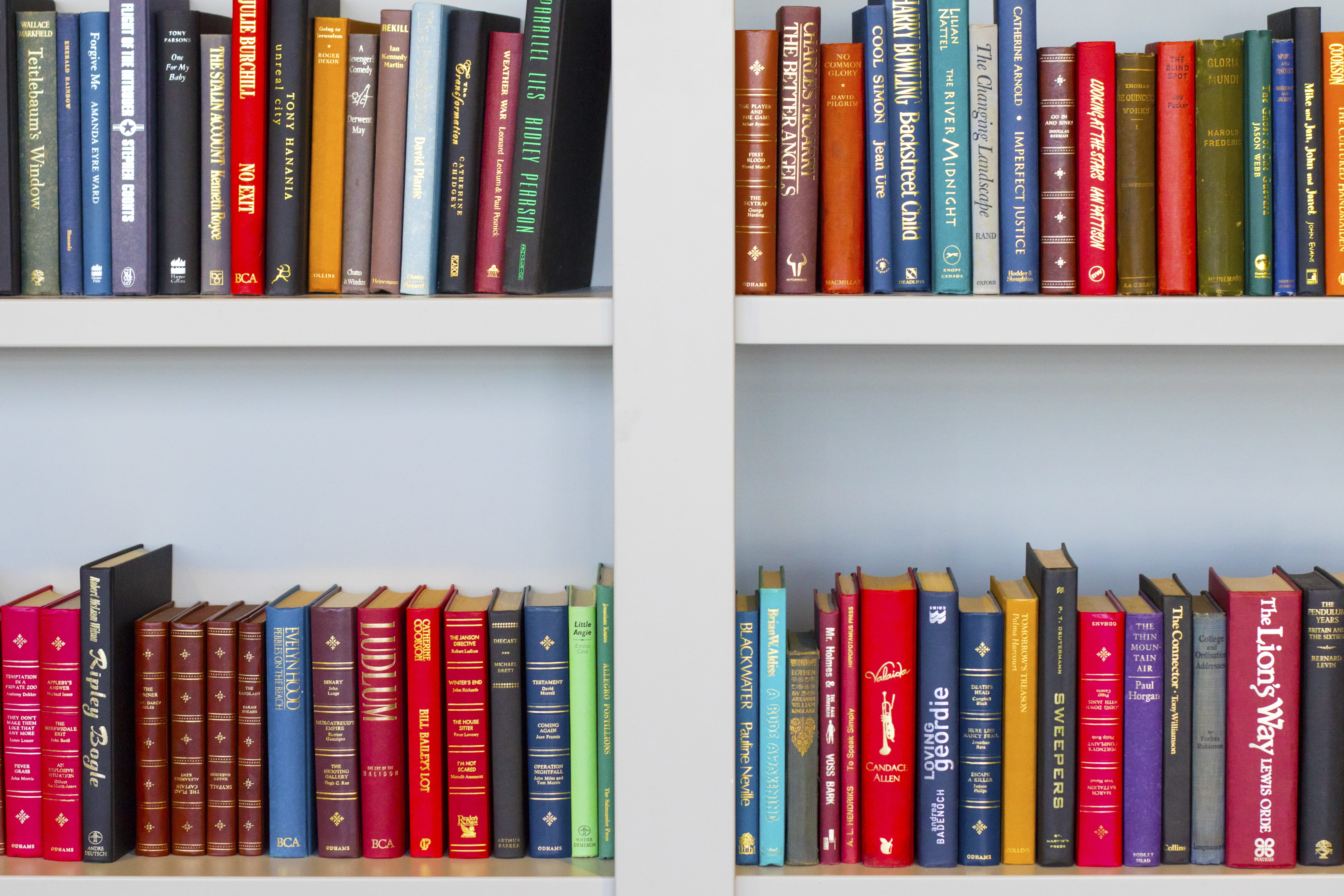 shelf, reading, indoors, abundance, 5K, spine, variation, learning, radisson blu hotel, education, textbook, books, arrangement, design, multi colored, HD Wallpaper