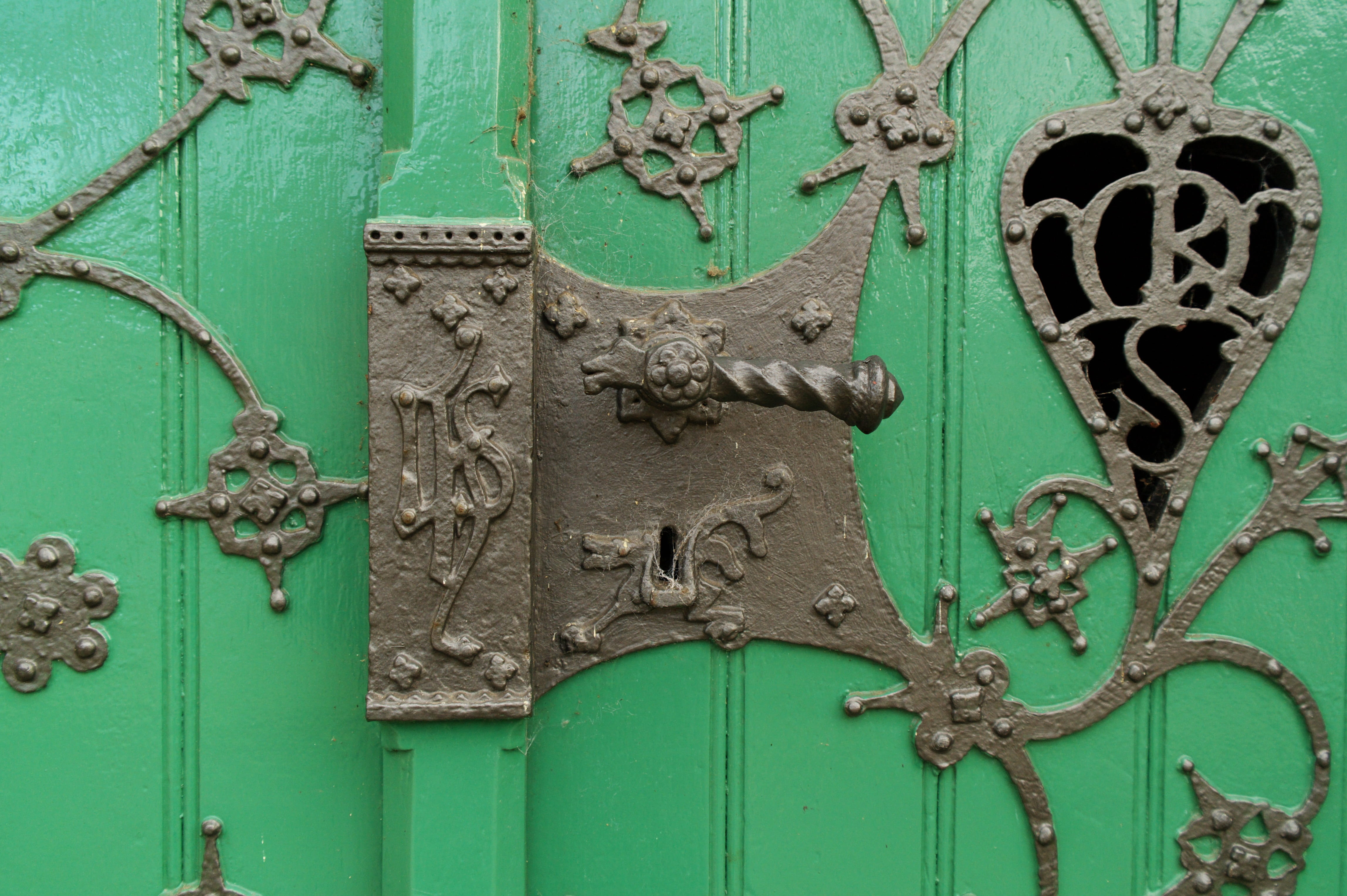 wood, castle, turquoise colored, built structure, pattern, input, locks to, safety, close-up, no people, door, goal, gate, green, door hardware, close, HD Wallpaper