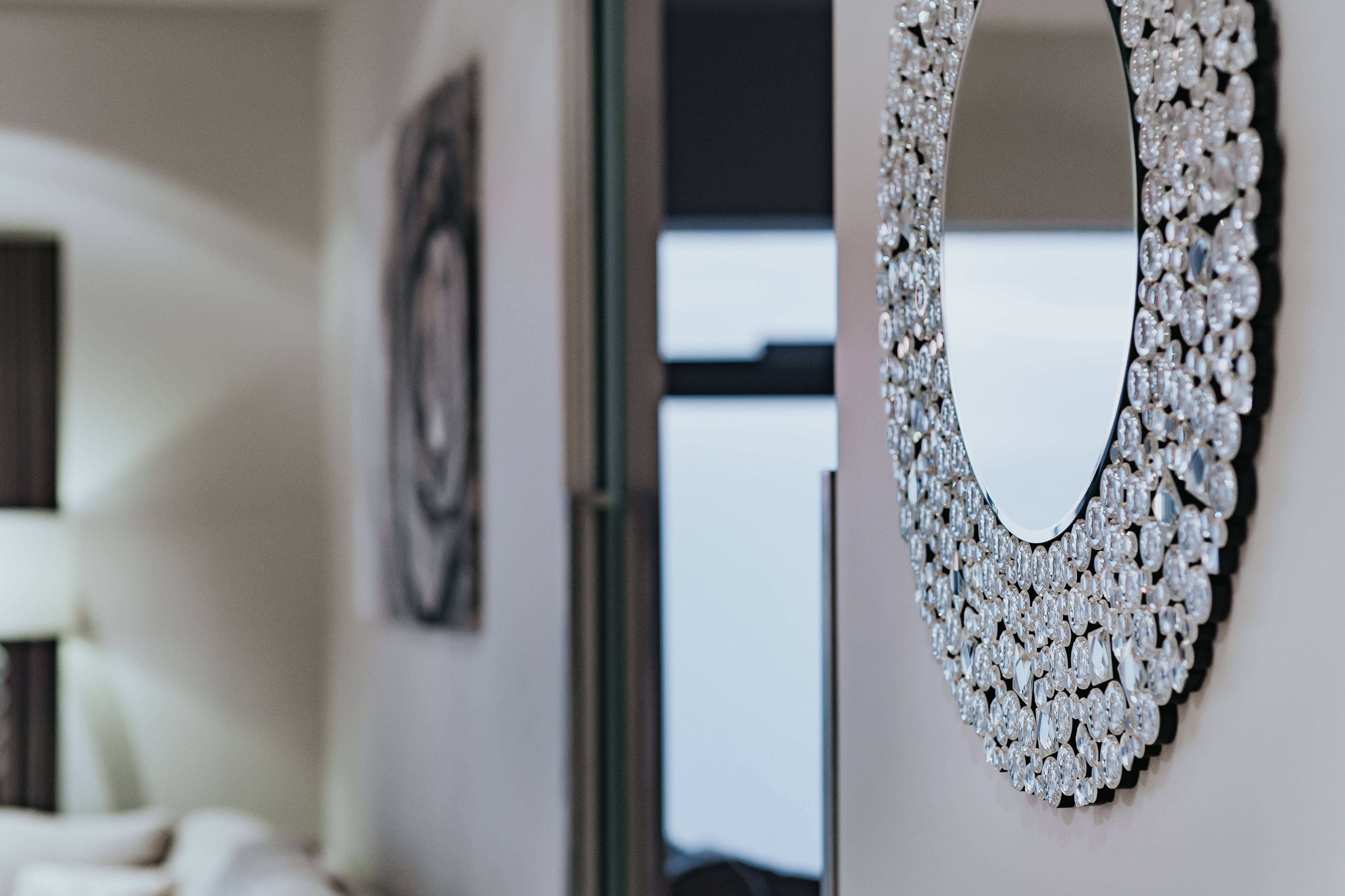 modern, adorned, luxury, entrance, wall - building feature, picture frame, reflection, domestic Room, residential Building, bedroom, door, no People, mirror, HD Wallpaper