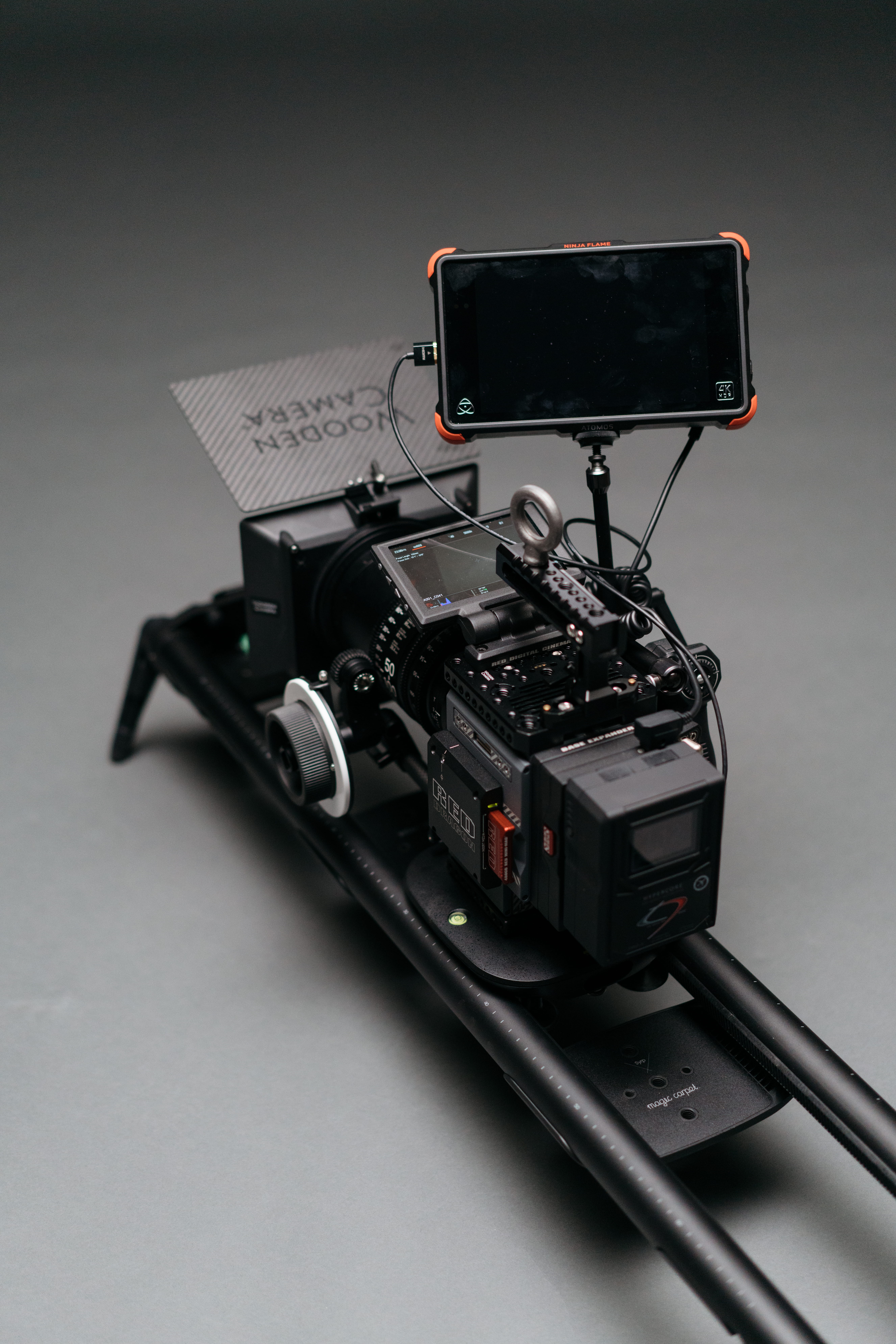light, camera - photographic equipment, rail, monitor, screen, black color, connection, studio shot, black, lens, preparation, background, chair, video, Phone HD Wallpaper