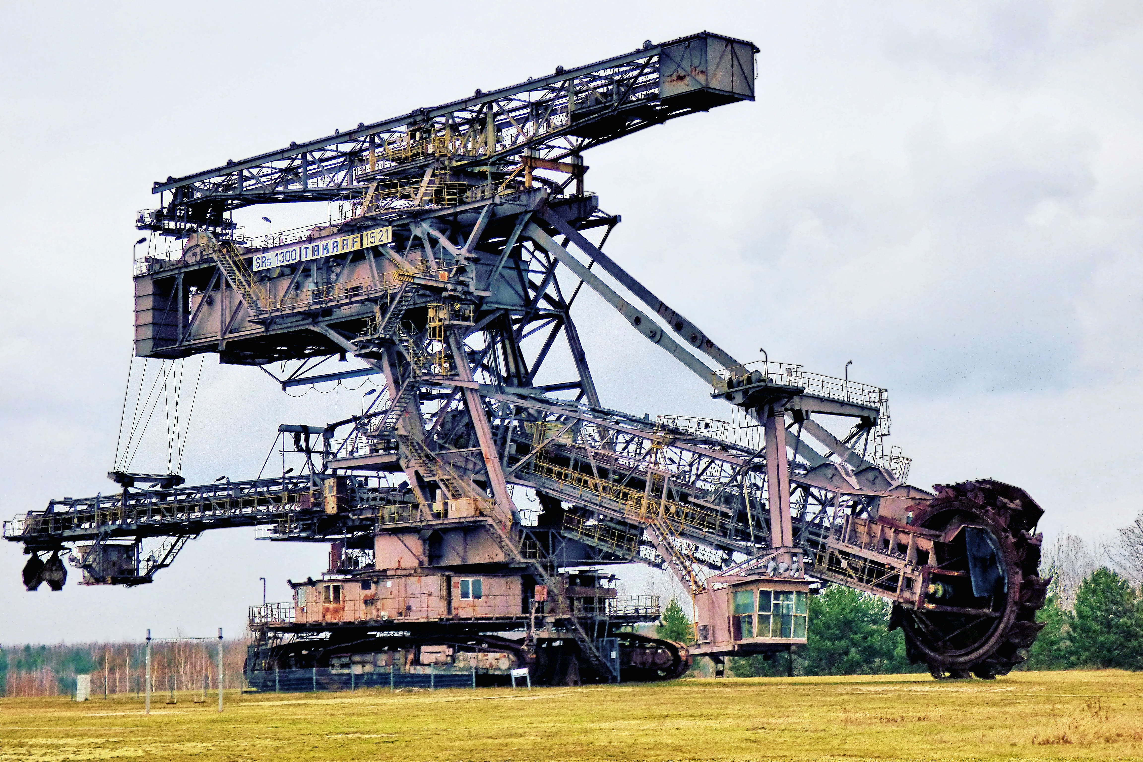 metal, built structure, bucket wheel excavators, equipment, no people, machinery, gray, braunkohlebagger, architecture, nature, technology, sky, industry, HD Wallpaper