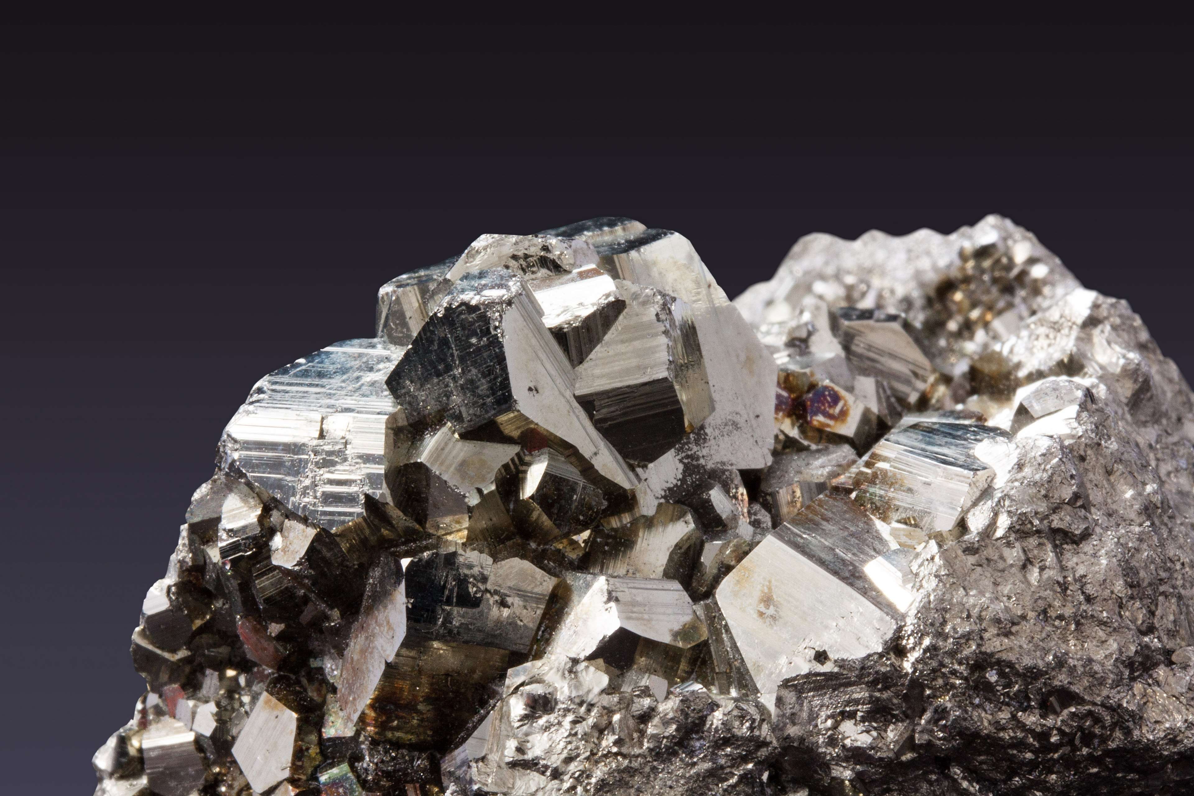 no people, sulfide, textured, pentagondodekaedern, quartz, junkyard, metal, ore, metal industry, jewelry, mineral, sparkle, recycling center, silver colored, HD Wallpaper