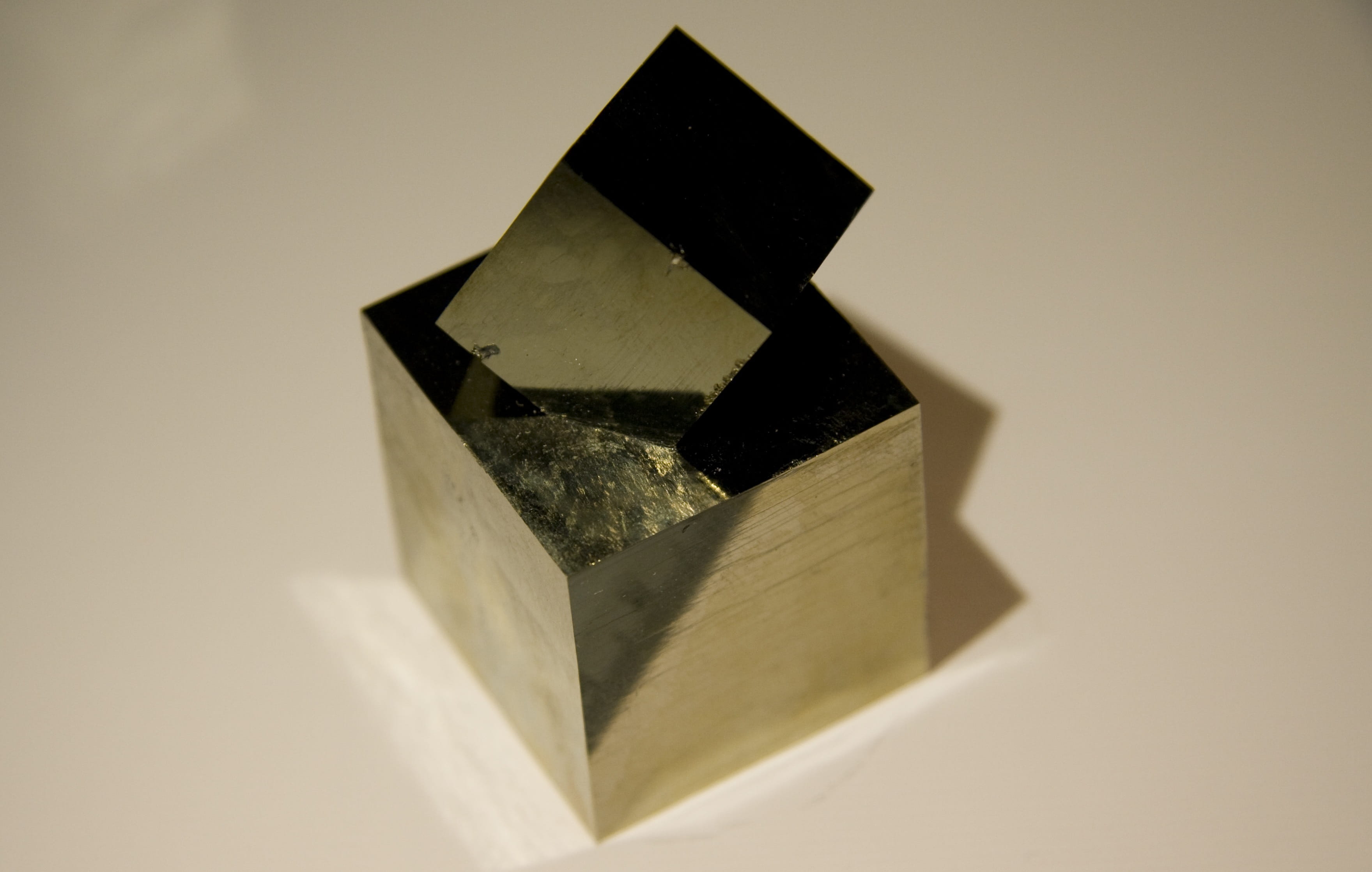 mineral, table, single object, gemstone, Spain, studio shot, 2K, paper, black color, close-up, cube shape, still life, geometric shape, white background, HD Wallpaper