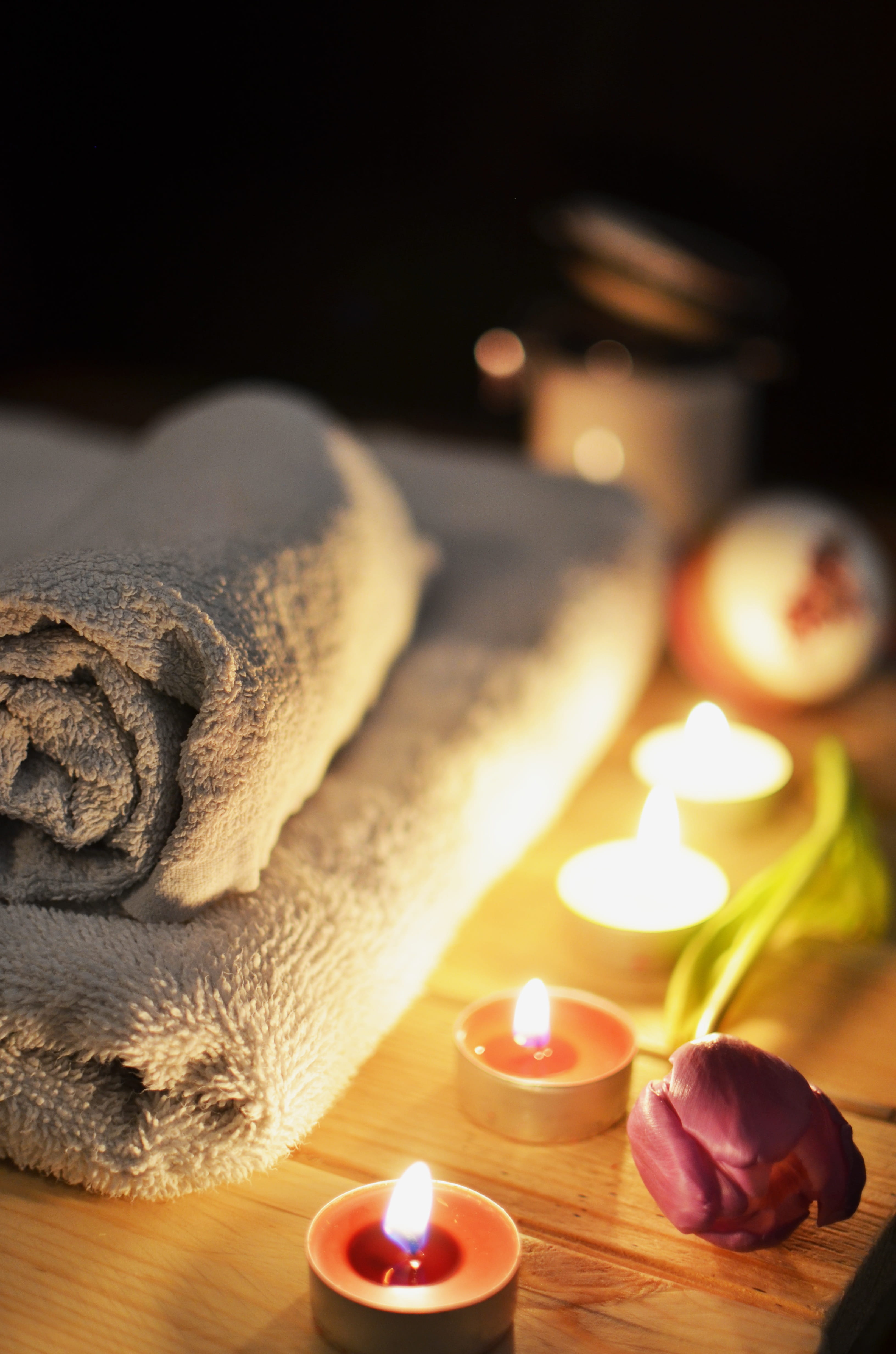 flower, aromatherapy, on top, no people, towel, selective focus, illuminated, healthy lifestyle, wooden, 4K, lighted, massage therapy, beside, four, close-up, Phone HD Wallpaper