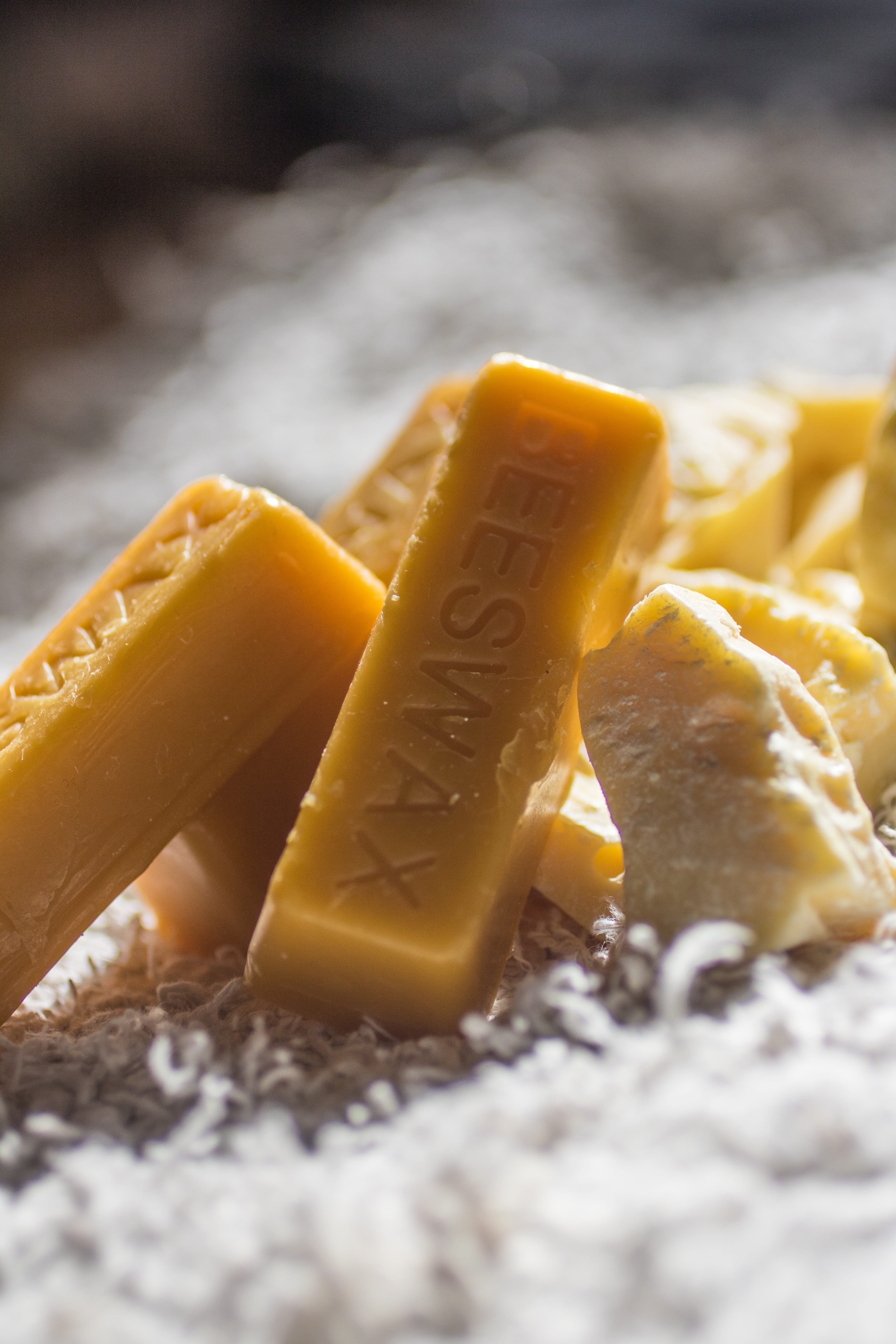 product, 5K, focus, soap, food, indoors, indulgence, ready-to-eat, fast food, convenience food, healthy eating, beeswax, healthy, selective focus, relax, Phone HD Wallpaper