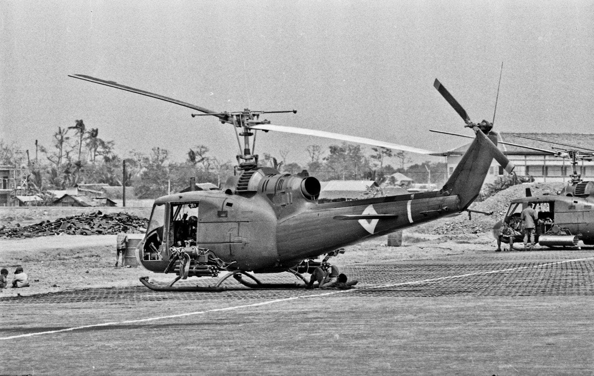 Bell UH-1 Iroquois, Military Helicopters, 1080P, HD Wallpaper