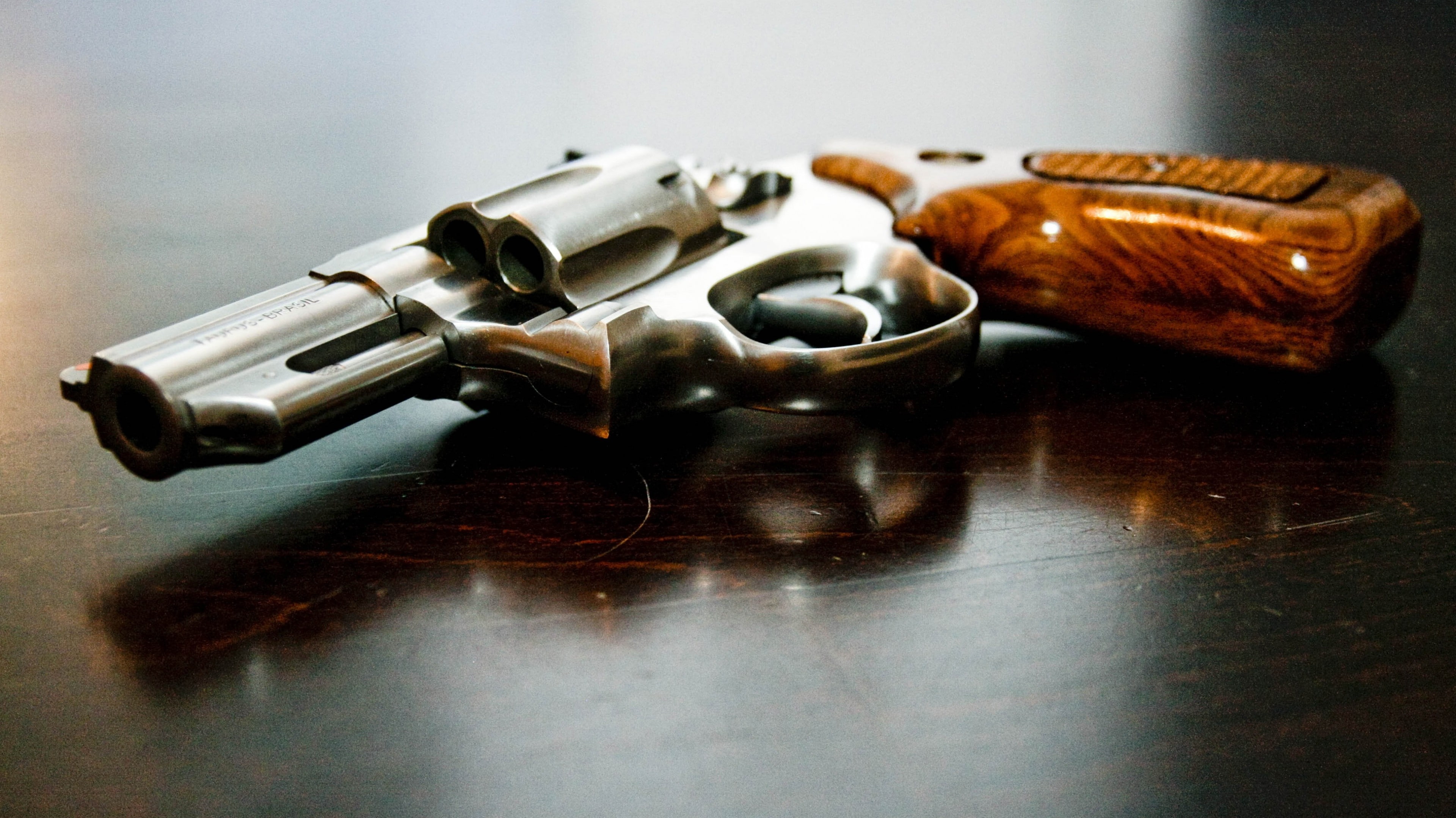 Smith and Wesson .357 Magnum Taurus, 4K, pistol, silver, revolver, brown, HD Wallpaper