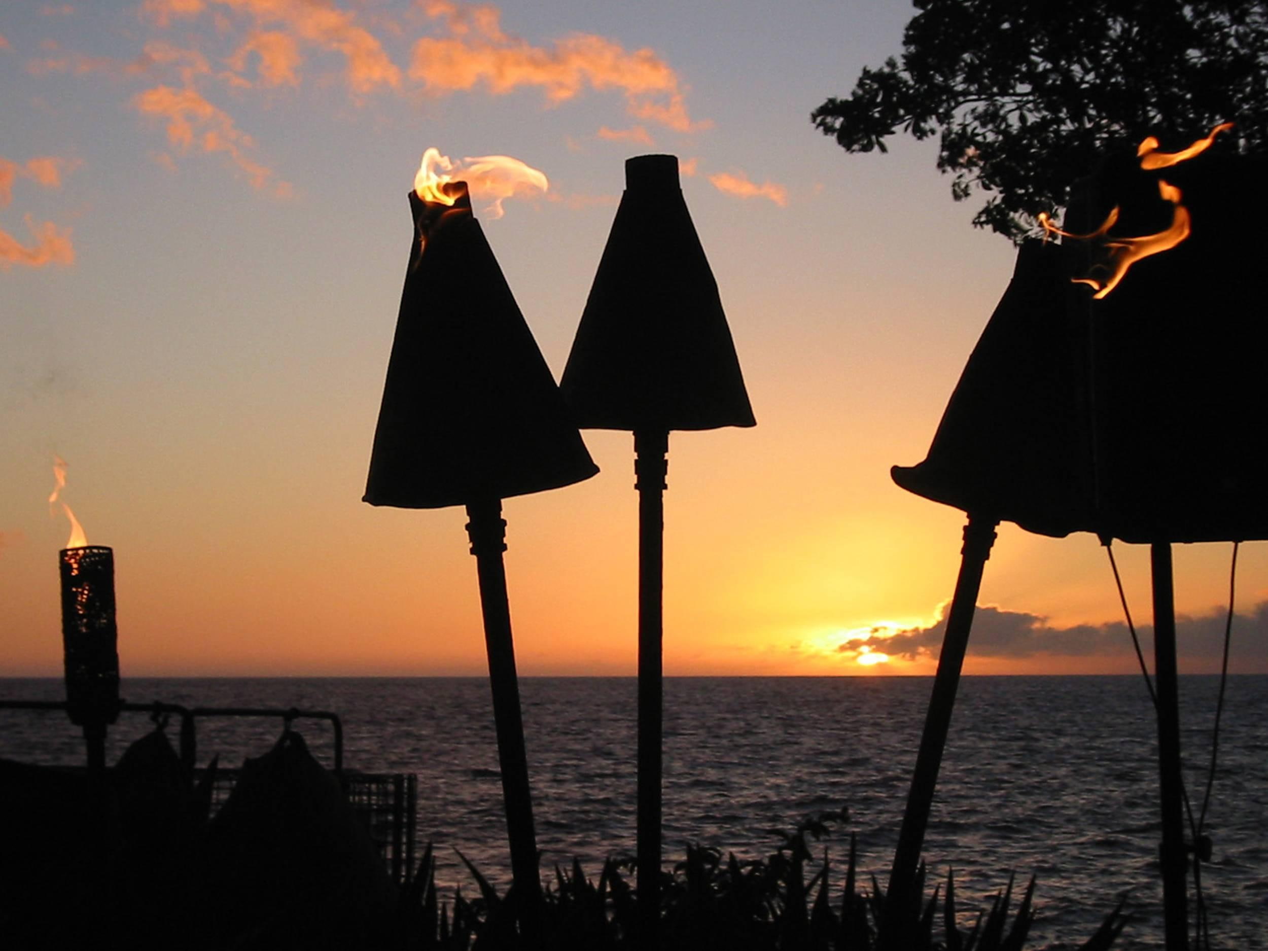 torches, island, flame, 1080P, big-island, romantic, evening, view, islands, beach, hawaii, big, dusk, tropical, orange, hawaiian, sand, HD Wallpaper