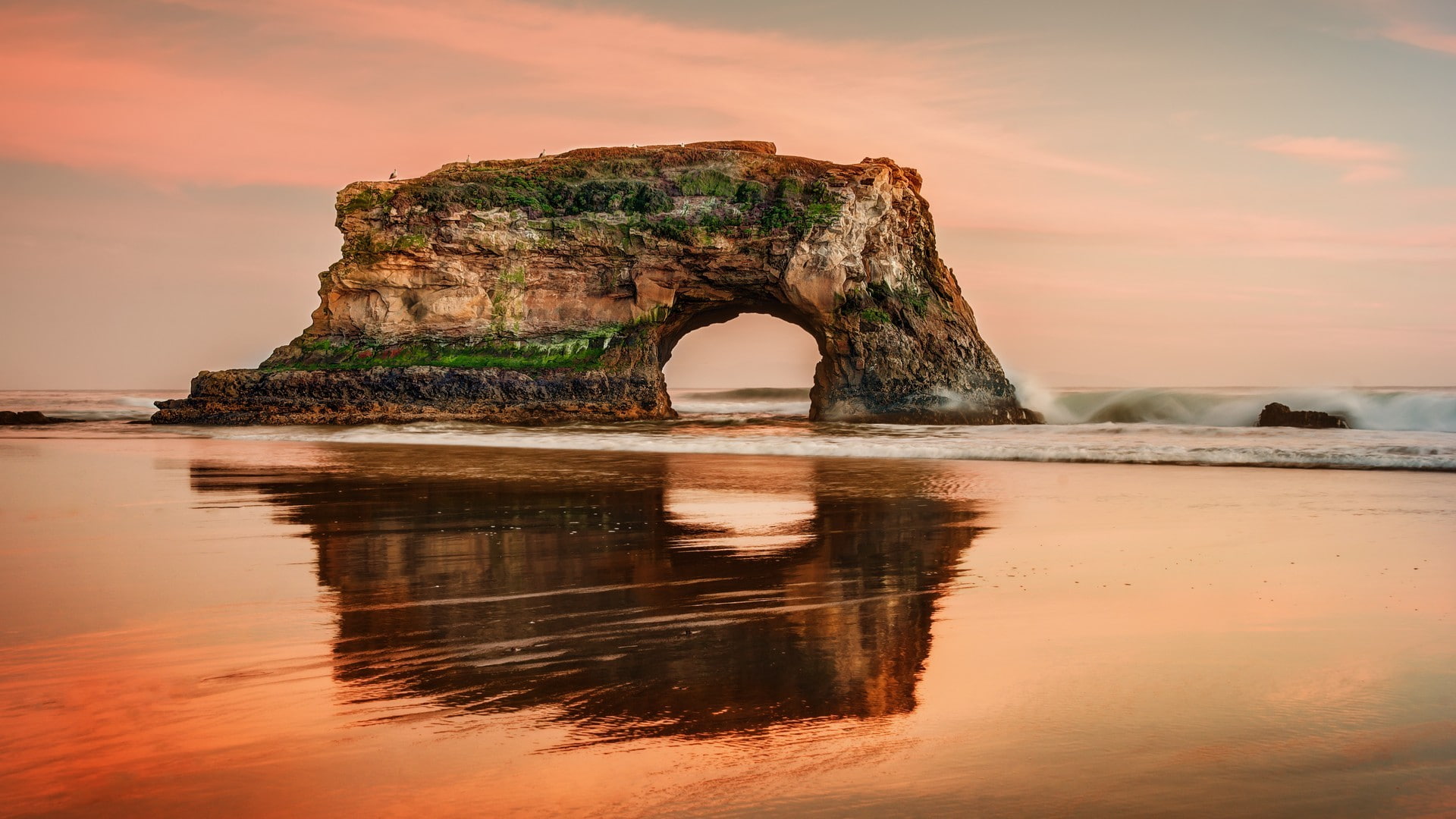 horizon over water, no people, cloud - sky, sunset, waterfront, rock formation, solid, rock, natural arch, arch, beauty in nature, sea, stack rock, outdoors, HD Wallpaper