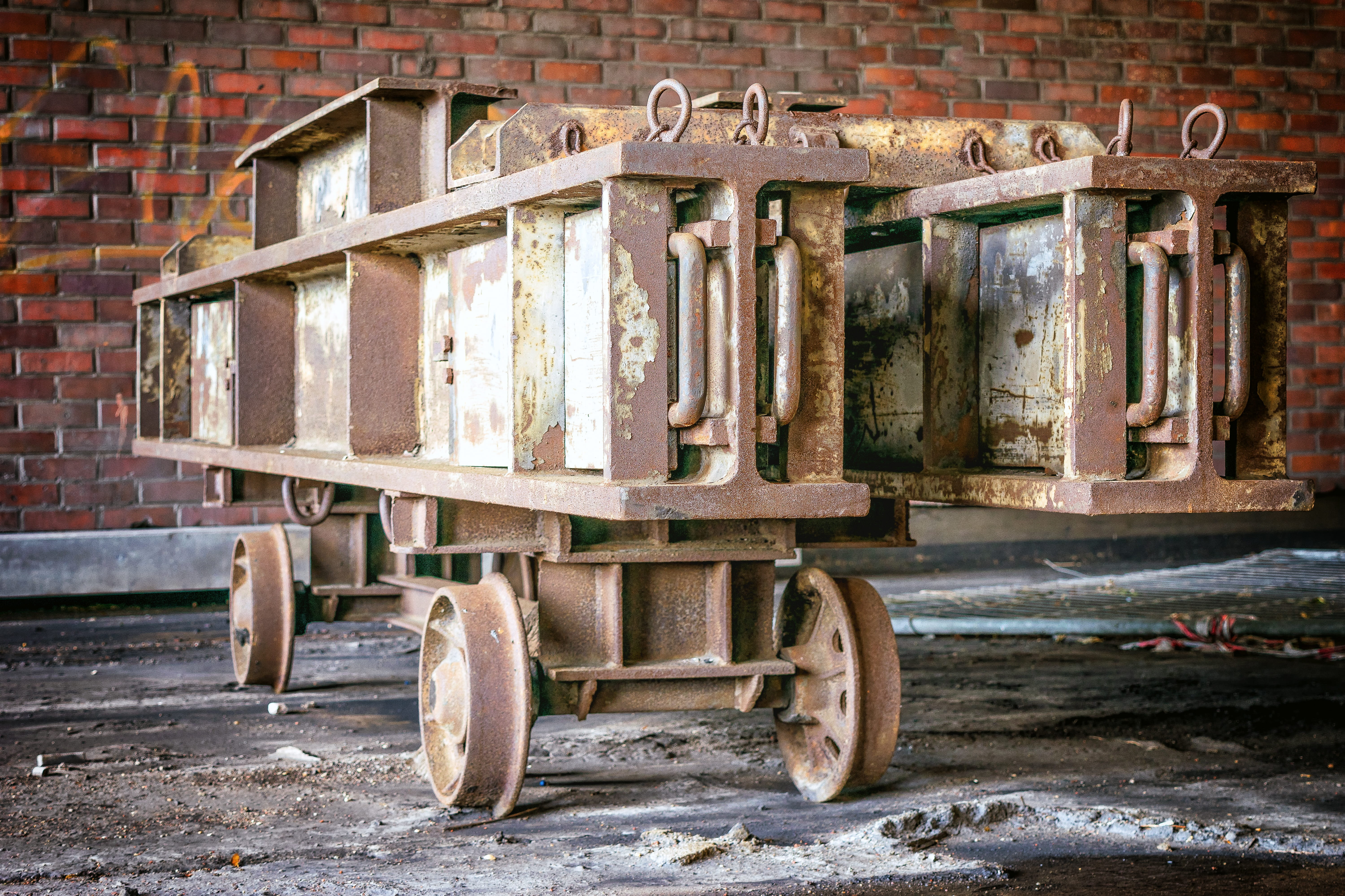 Lost, wheel, traffic, steel, wall, Mining, 5K, wall - building feature, street, old, wood - material, built structure, bill, mode of transportation, mine, HD Wallpaper