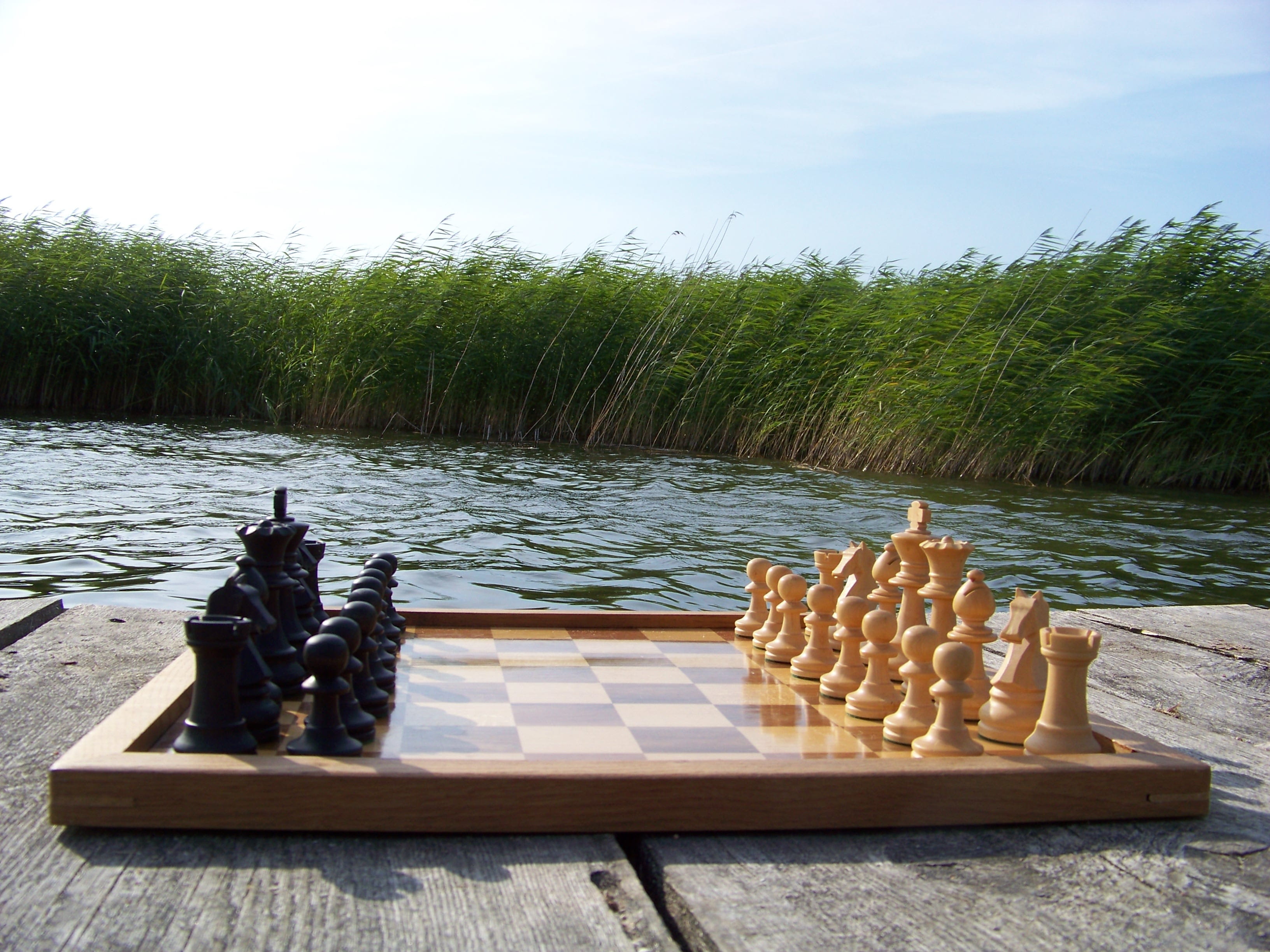 beauty in nature, leisure games, day, Chess, board game, statue, no people, travel destinations, chess board, strategy, growth, lake, the basic position, HD Wallpaper