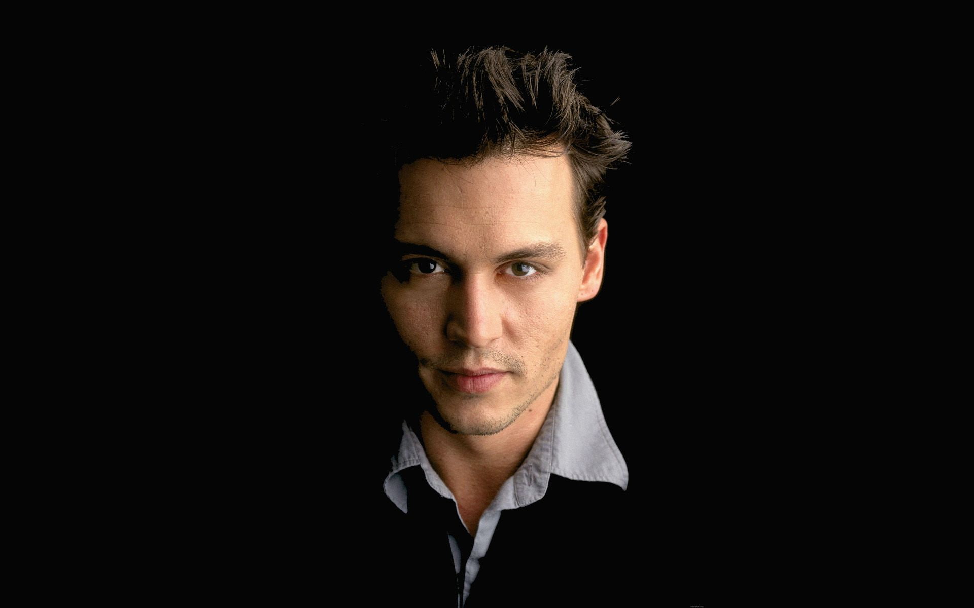 black eyes, johnny, man, viewer, looking, depp, celebrities, eyes, looking at viewer, mature, 1080P, johnny depp, black, HD Wallpaper