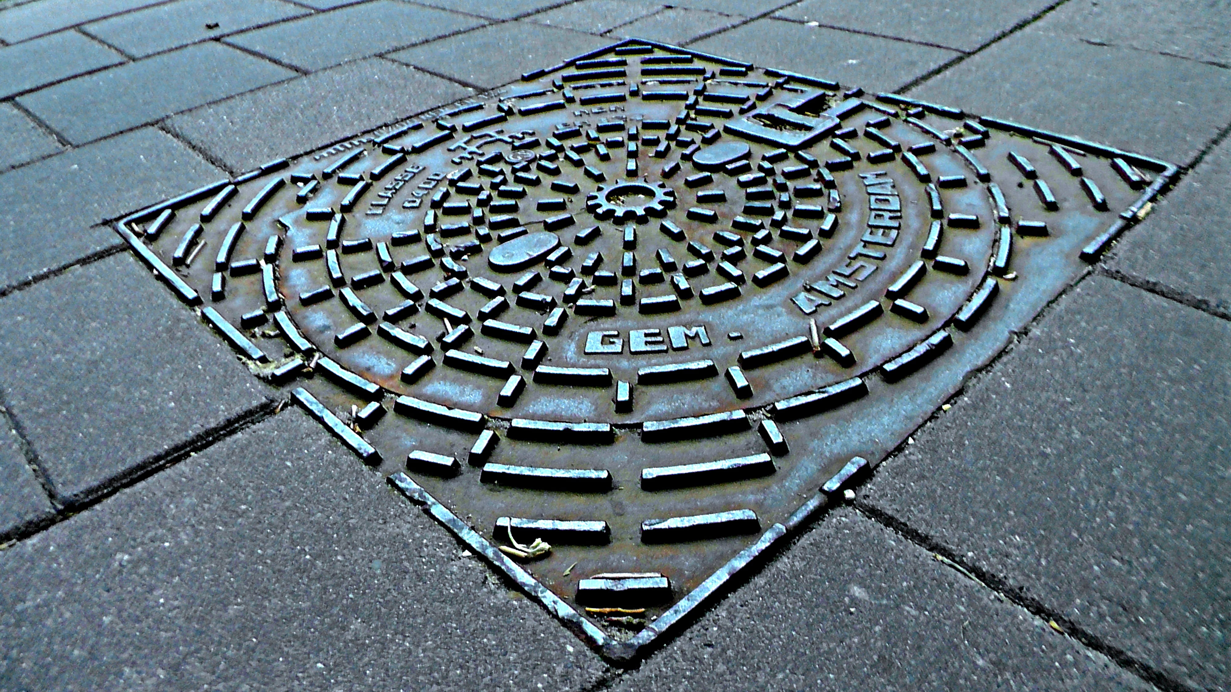 sewer, cable-chamber, plate, square, maintenance-hole, heavy, day, city, manhole, outdoors, design, underground, netherlands, creativity, shape, high angle view, HD Wallpaper