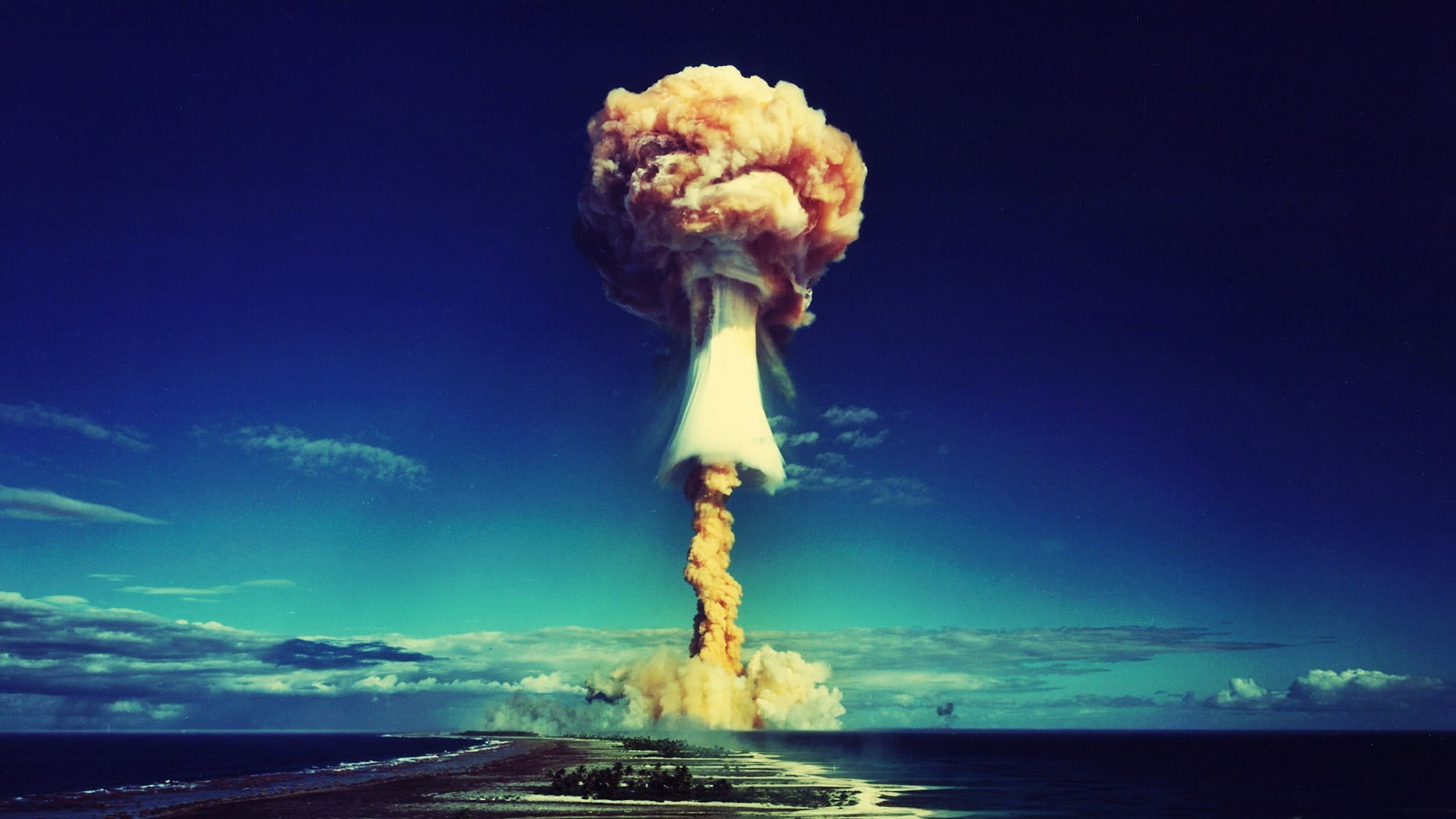 exploding, power in nature, mushroom clouds, atomic bomb, blue, pollution, water, 1080P, rocket, outdoors, beauty in nature, underwater, motion, digital composite, HD Wallpaper