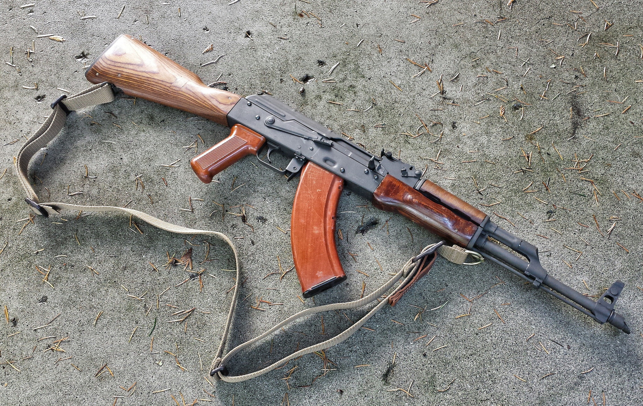 equipment, ak, protection, high angle view, day, hand tool, black, brown, wood - material, ammunition, work tool, power, knife - weapon, gun, violence, HD Wallpaper