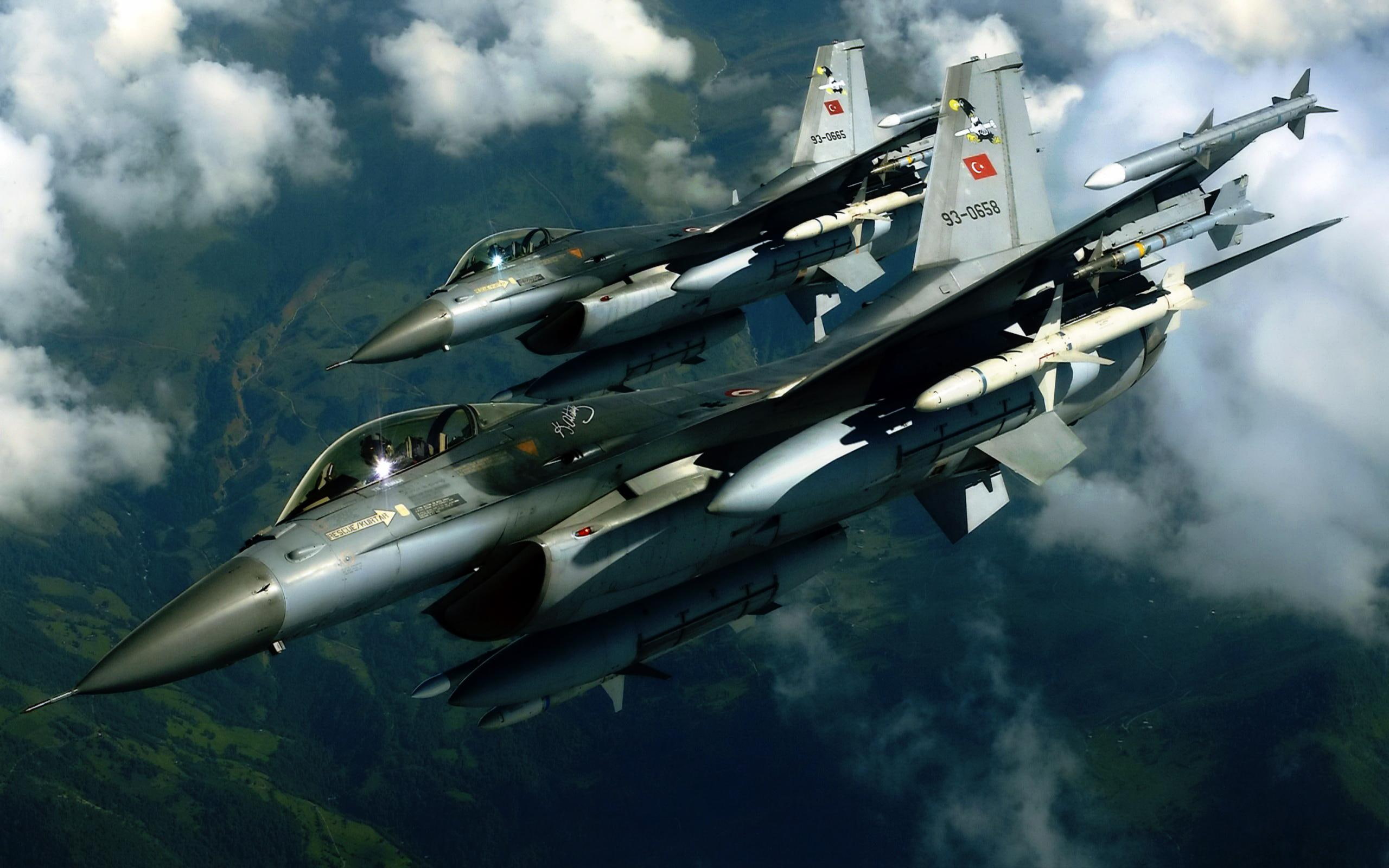 bombs, plane, 1080i, cool, f, 2K, aircraft p, clouds, aircraft, military, 1080p, bomb, f-16, fighter, fighters, turkey, HD Wallpaper