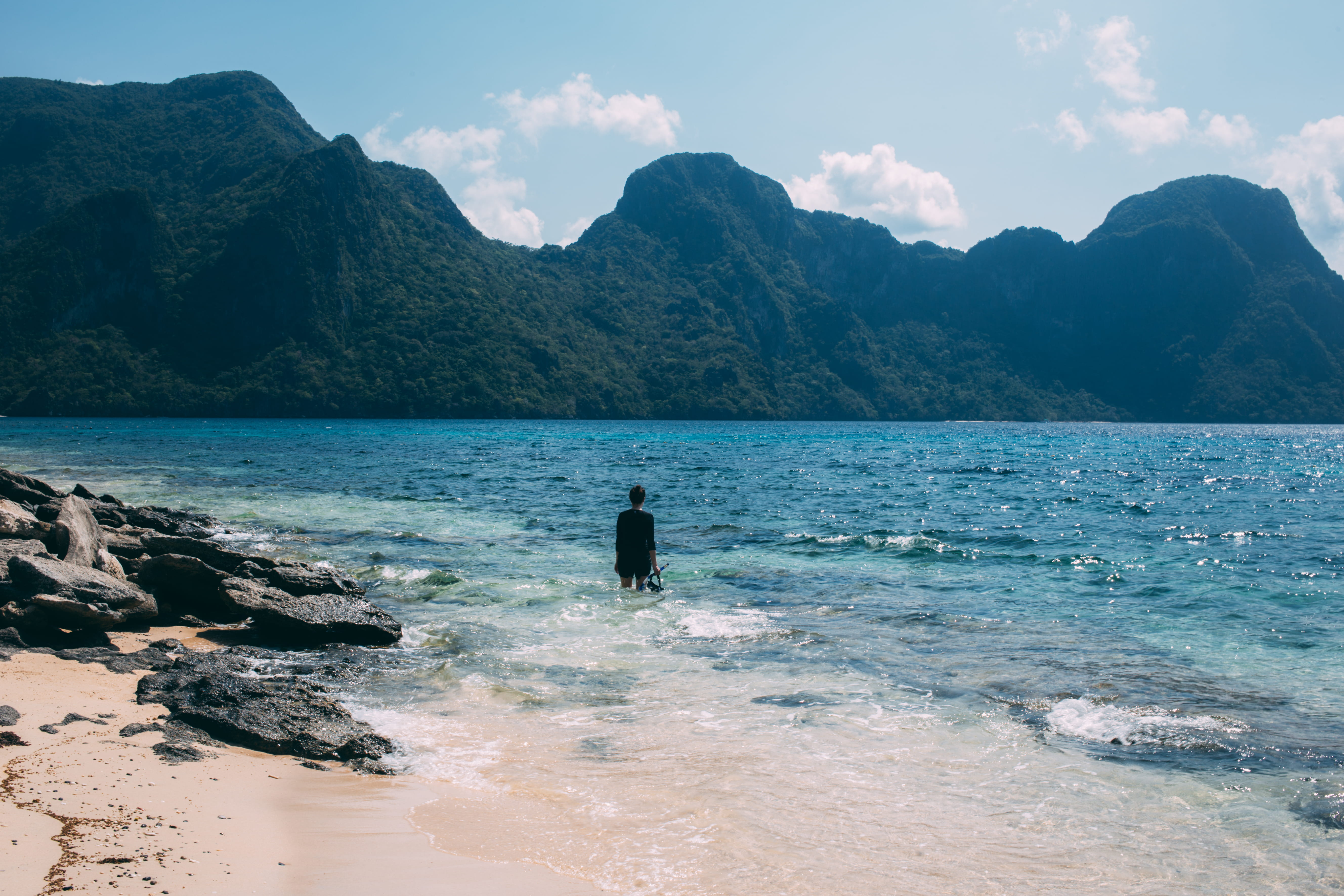 ocean, solid, island, lifestyles, real people, land, ocean view, one person, 5K, swimming, summer, tranquility, el nido, scenics - nature, non-urban scene, HD Wallpaper