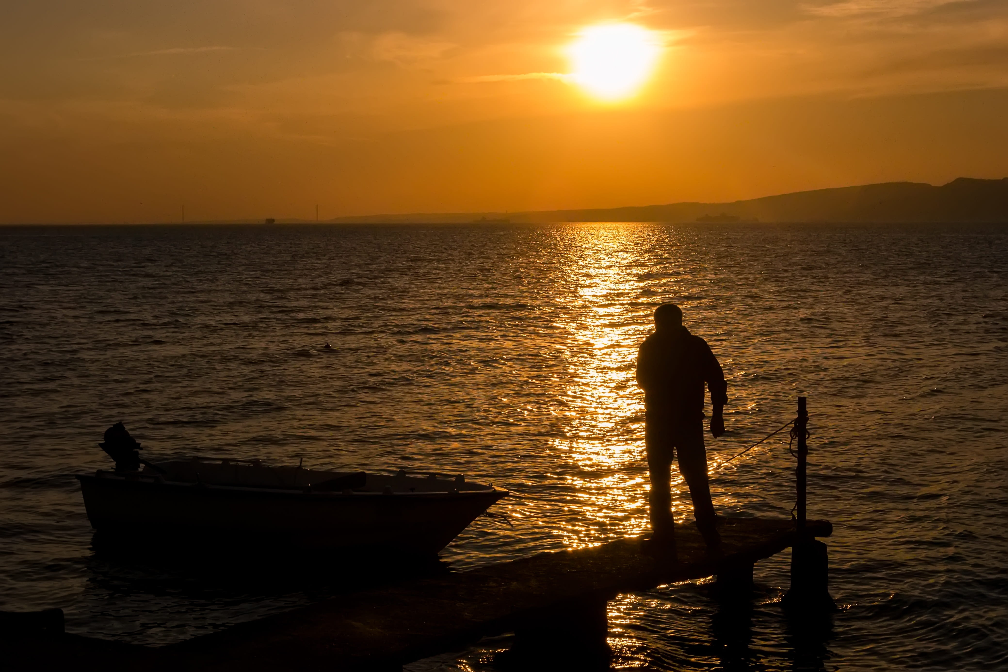 men, turkey, orange, Nature, fish, 4K, clouds, road, sky, tranquil scene, one person, jetty fishing, kocaeli, sand sun and sea, boat, izmit, background, HD Wallpaper