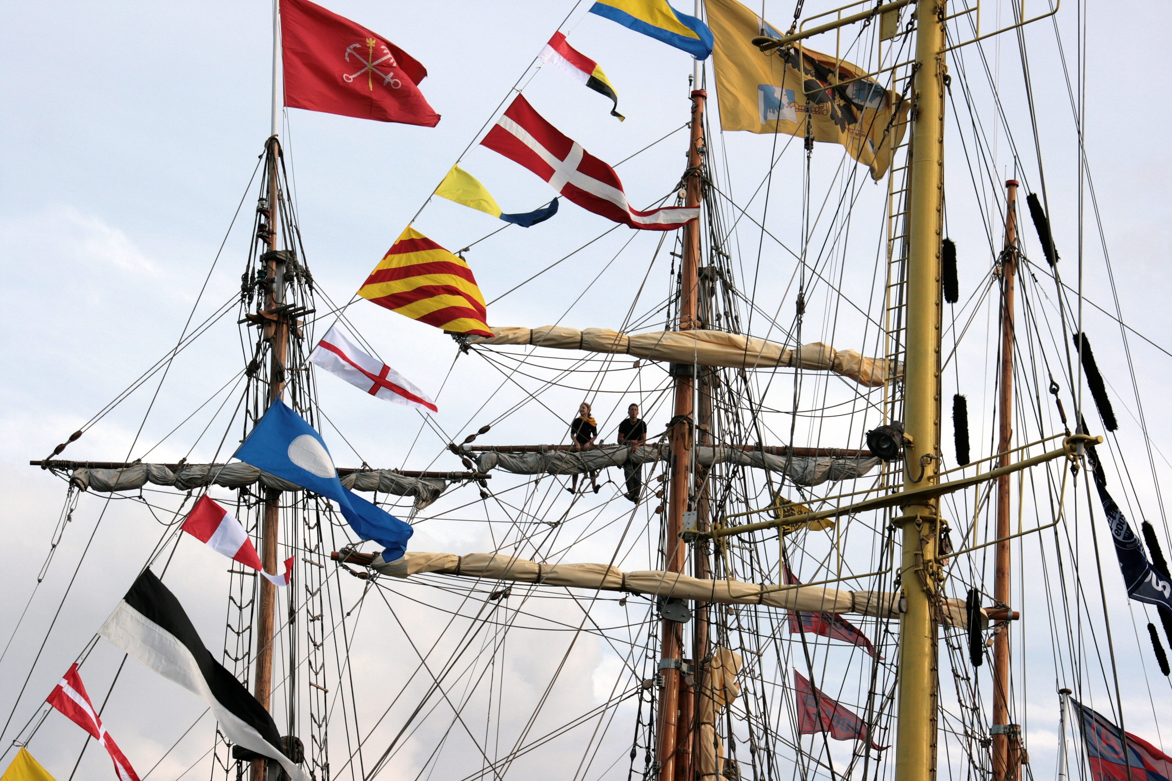 water, 4K, nautical vessel, Gray, sky, yacht, mode of transportation, pirates of the, patriotism, tourism, flag, ship, outdoors, evening, national icon, HD Wallpaper