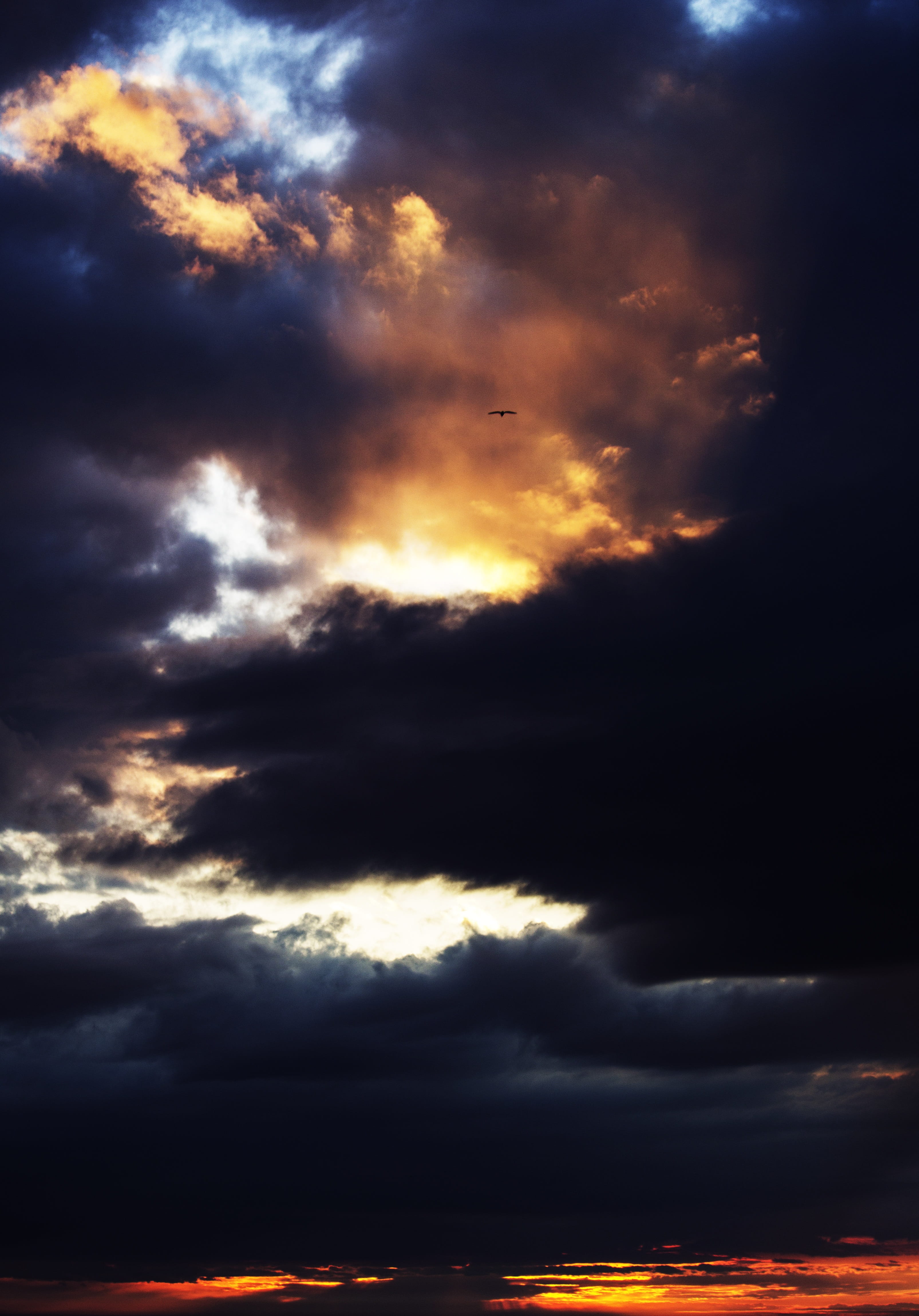 4K, summer, Sunset, sunlight, cloudscape, Clouds, color, storm, golden, cloud, power in nature, bay, beautiful photo, photo, Evening, nature, scenics - nature, Phone HD Wallpaper
