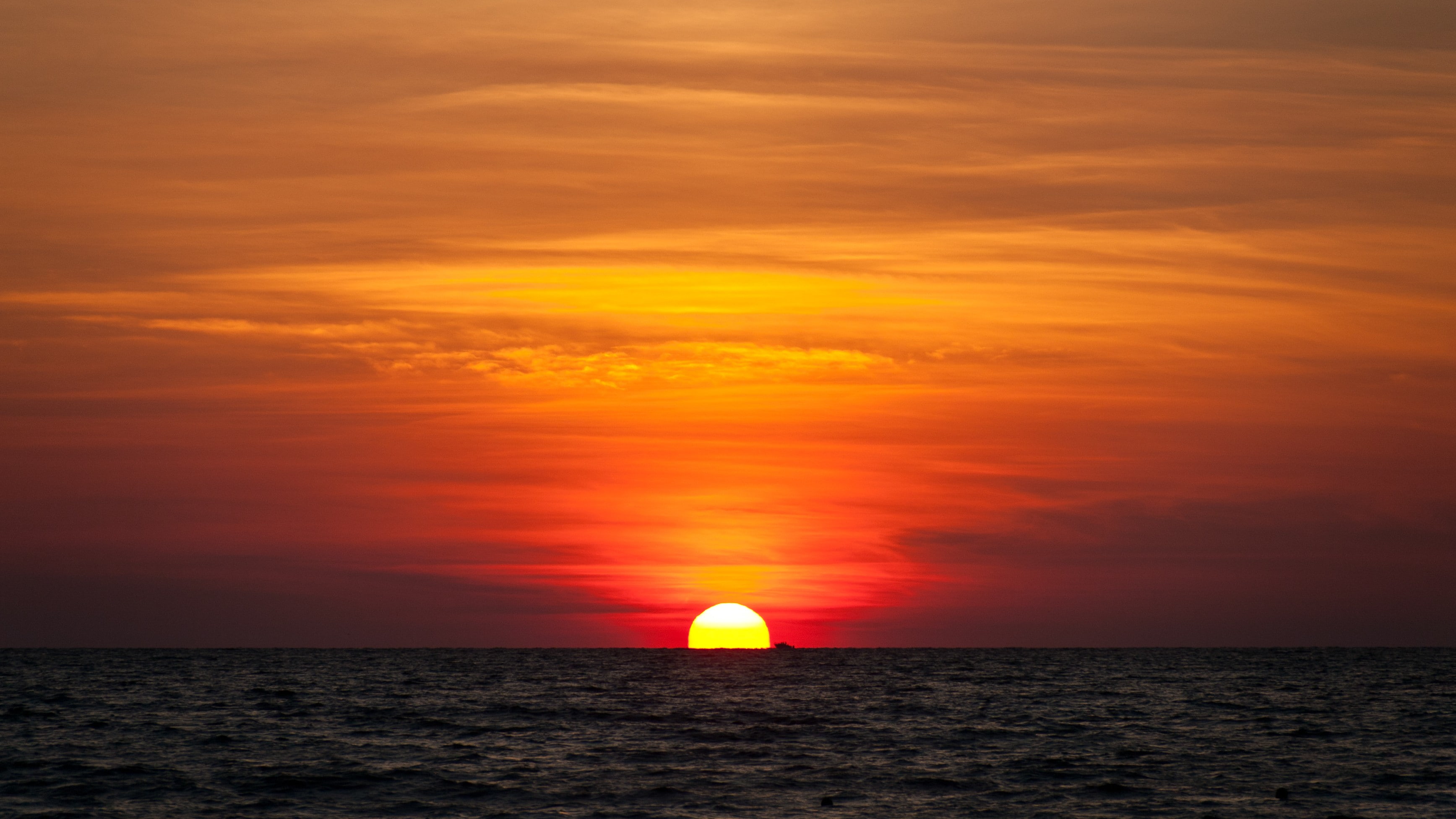 no people, outdoors, tranquility, nature, scenics - nature, horizon over water, cloud - sky, dramatic sky, sky, beauty in nature, sunset, sea, water, beach, HD Wallpaper