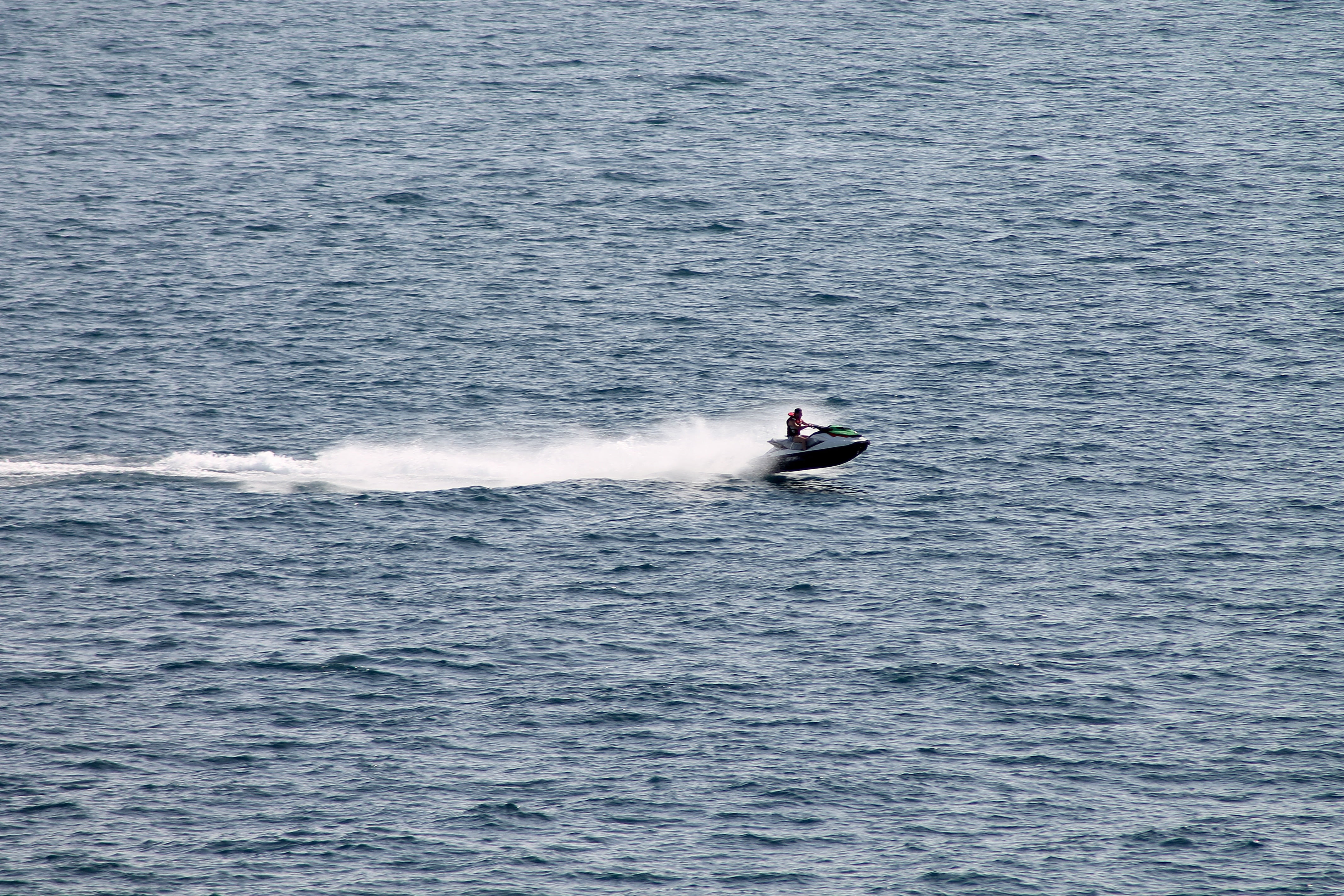 sport, leisure activity, waterfront, 4K, day, lifestyles, jet boat, outdoors, boat, beauty in nature, jetski, men, ship, mode of transportation, summer, HD Wallpaper