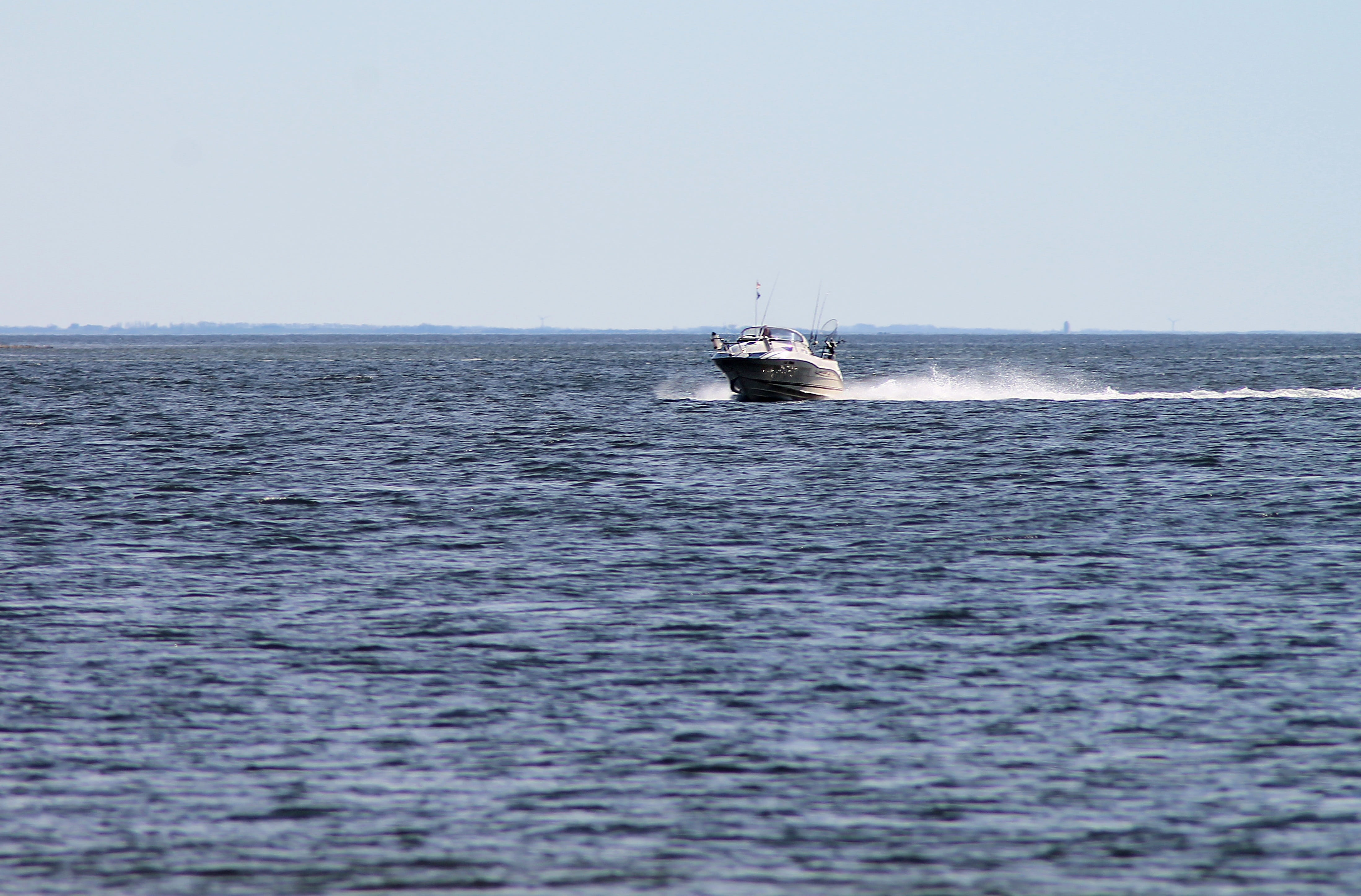 passenger craft, 4K, Motorboat, copy space, mode of transportation, Boat, luxury, motion, sky, clear sky, recreational boat, nature, ship, travel, Jetski, HD Wallpaper