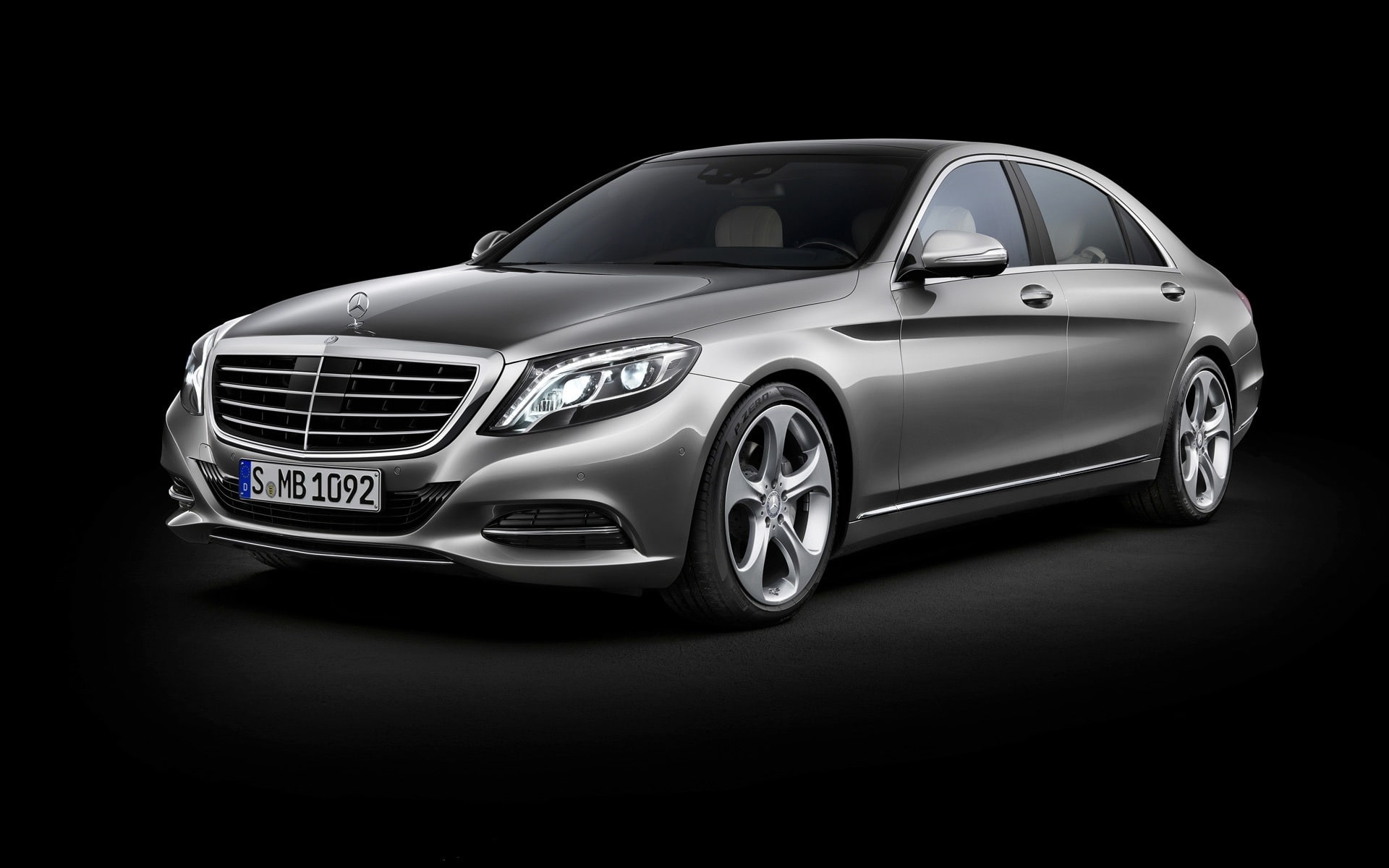 sedan, car, photo, mode of transportation, 1080P, shiny, hd, new, no people, clean, black background, gray, sports car, black color, silver colored, design, HD Wallpaper