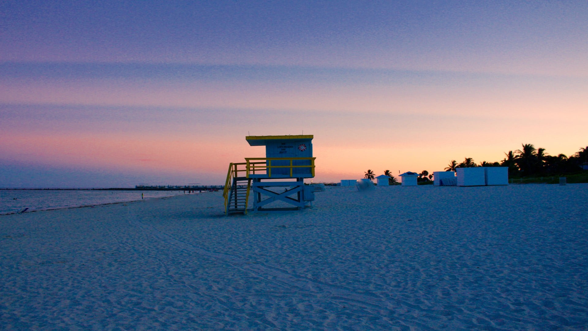 beauty in nature, built structure, horizon over water, water, lifeguard hut, sunset, outdoors, sky, tranquil scene, 1080P, man made structure, sea, land, HD Wallpaper