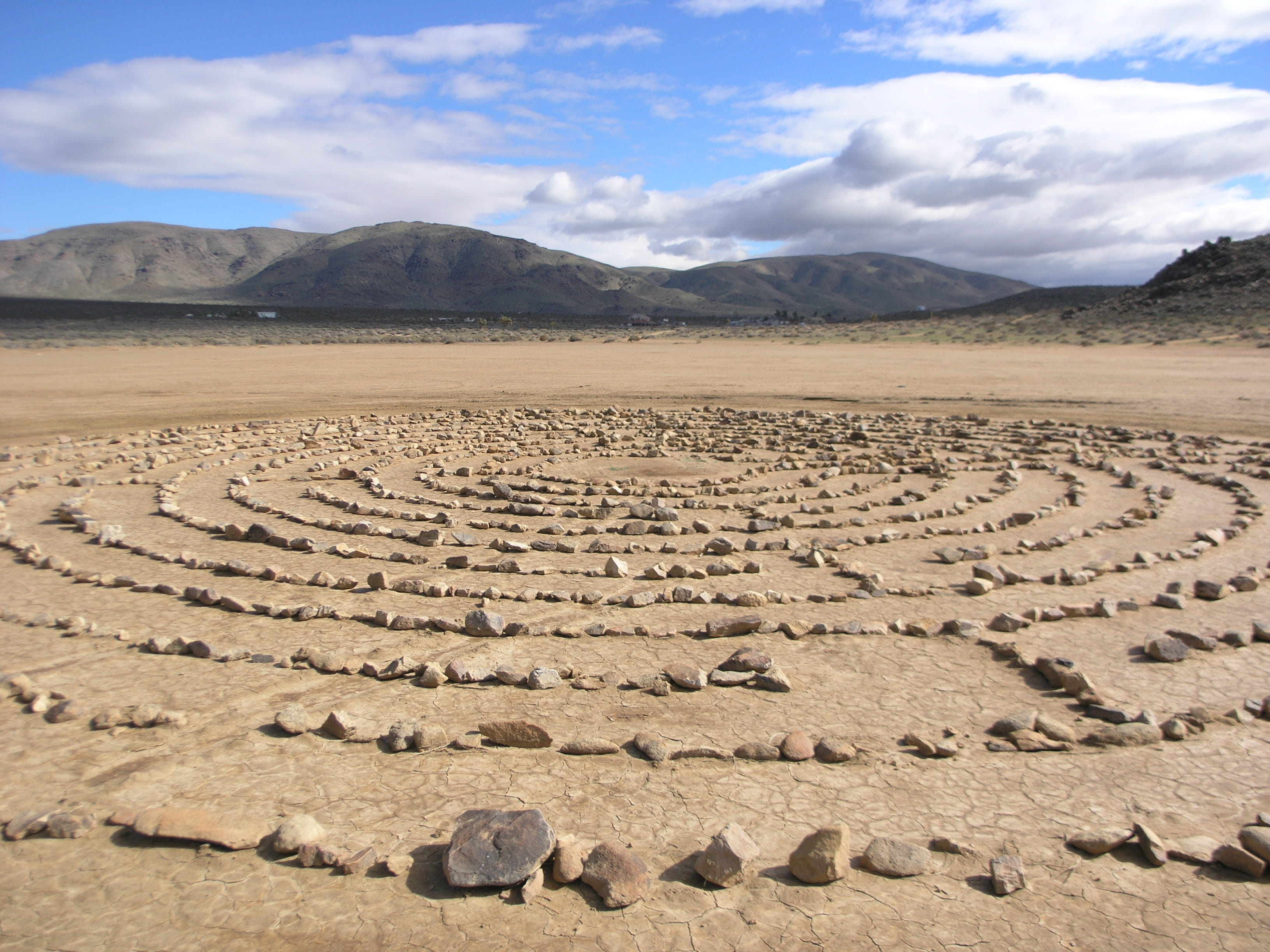 dry lake bed, clouds, mountains, land, southern, cracked, water, no, labyrinth, natural, rocks, salt, remote, scenics, landscape photography, bed, lake, HD Wallpaper