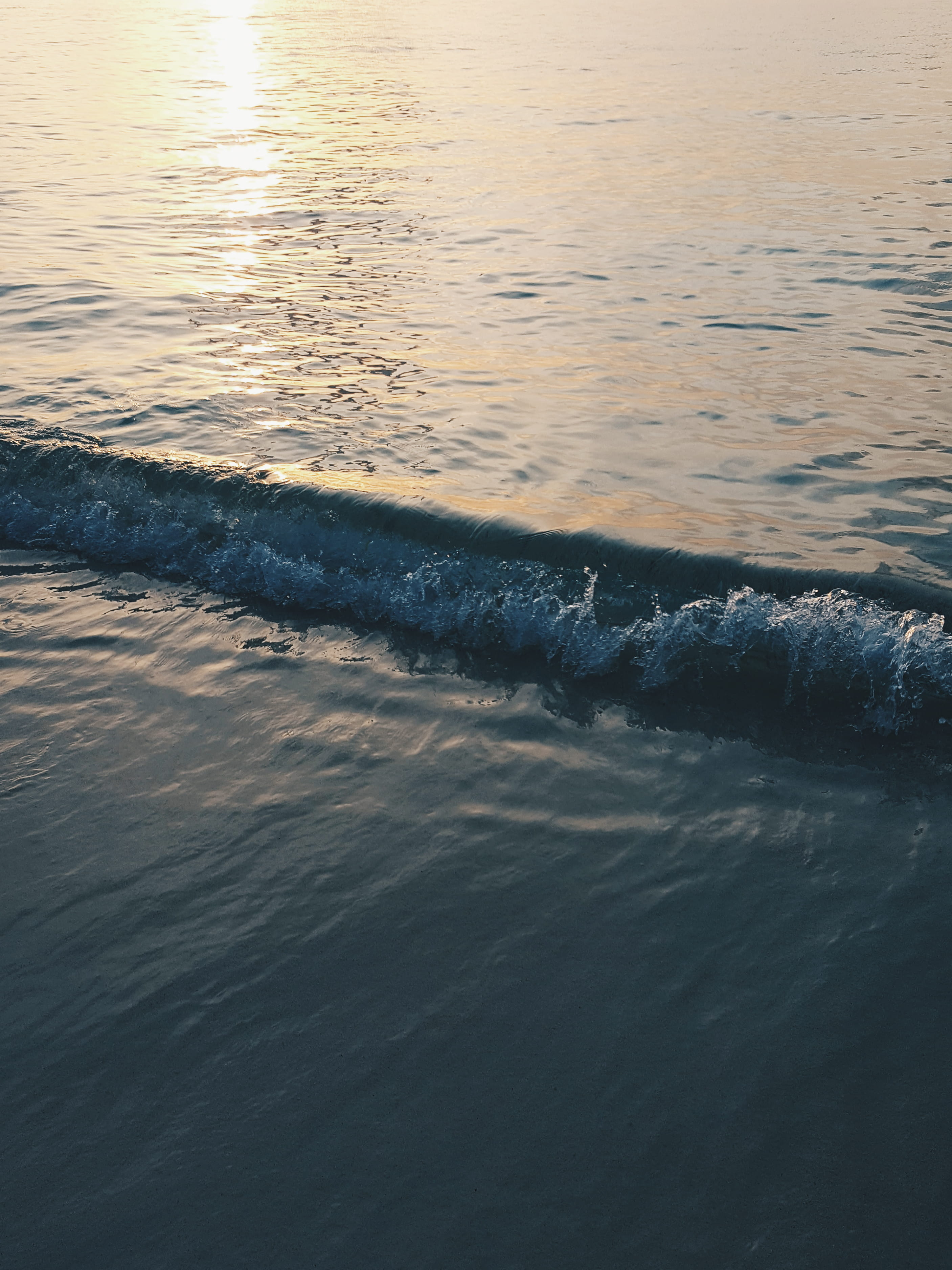 flowing water, scenics - nature, no people, sunset, aquatic sport, flowing, nature, wave, motion, 2K, waterfront, tranquility, tranquil scene, malé, maldives, Phone HD Wallpaper