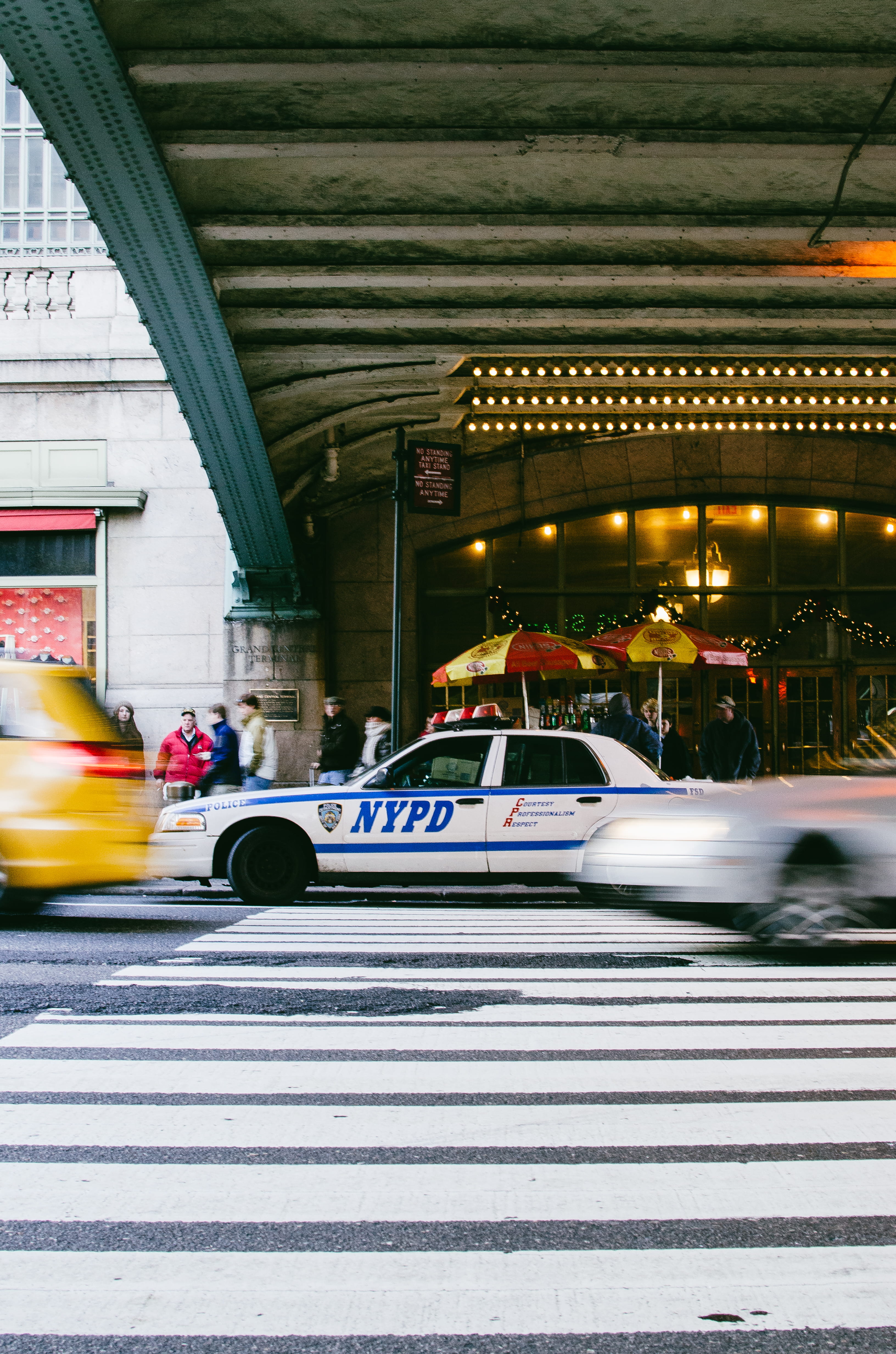 nypd, ford, motion, grey, architecture, sunshade, bridge, victoria, zebra crossing, blurred motion, road marking, vehicle, land vehicle, no people, near, Phone HD Wallpaper