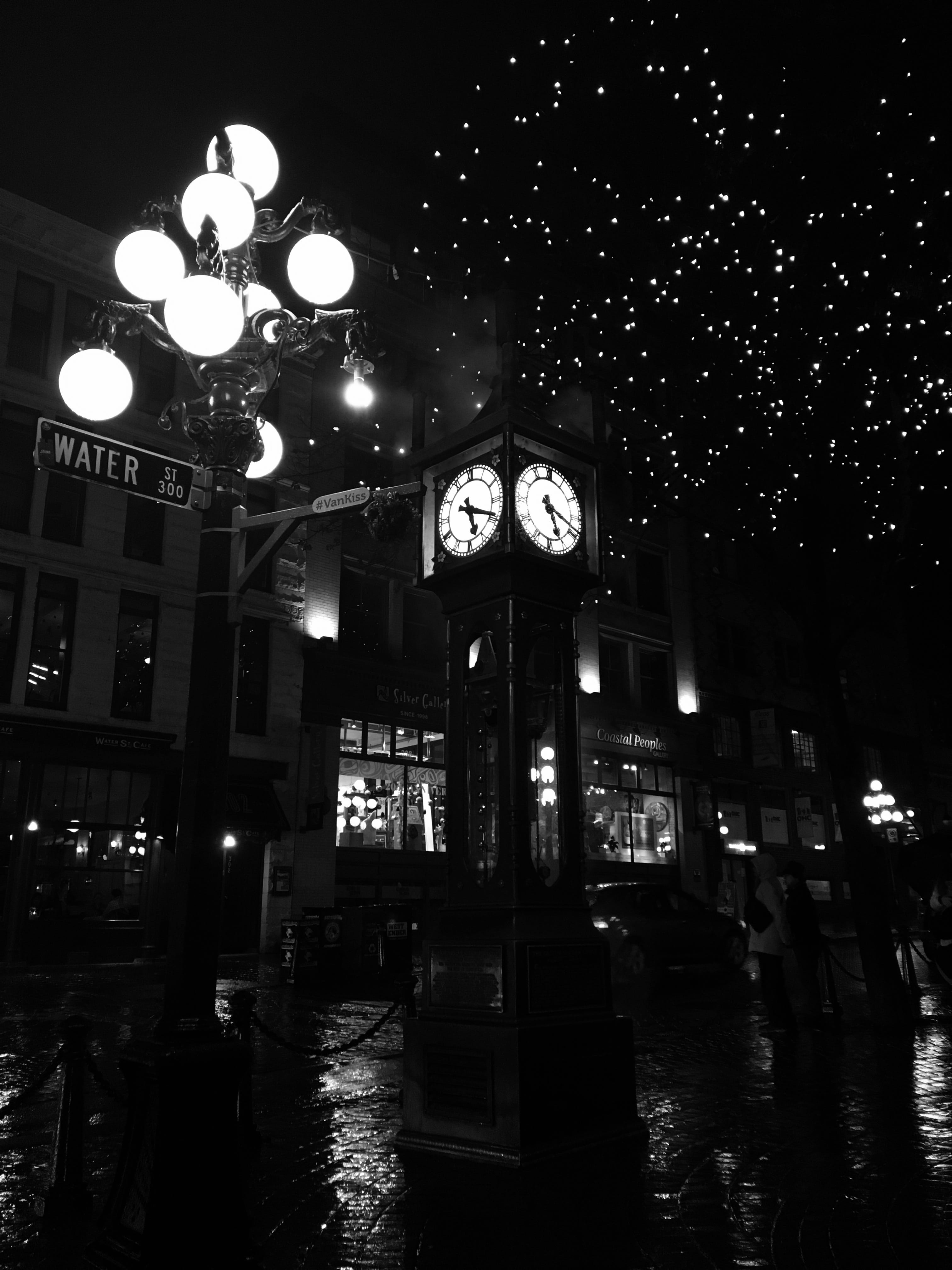 gastown, canada, architecture, decoration, building exterior, streetphotography, 4K, canal, water, building, dark, electric light, street light, no people, Phone HD Wallpaper